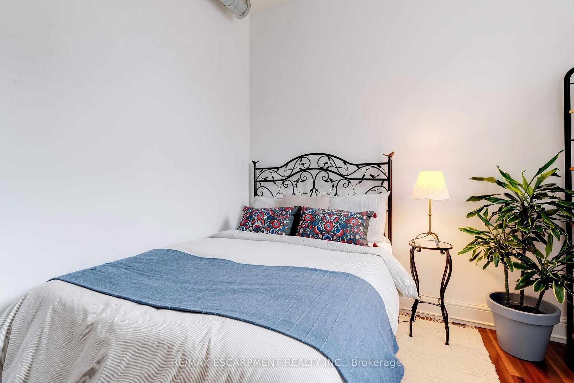 Photo 6 of Unit 2, 205 King Street E, Hamilton, Beasley — HOMEH