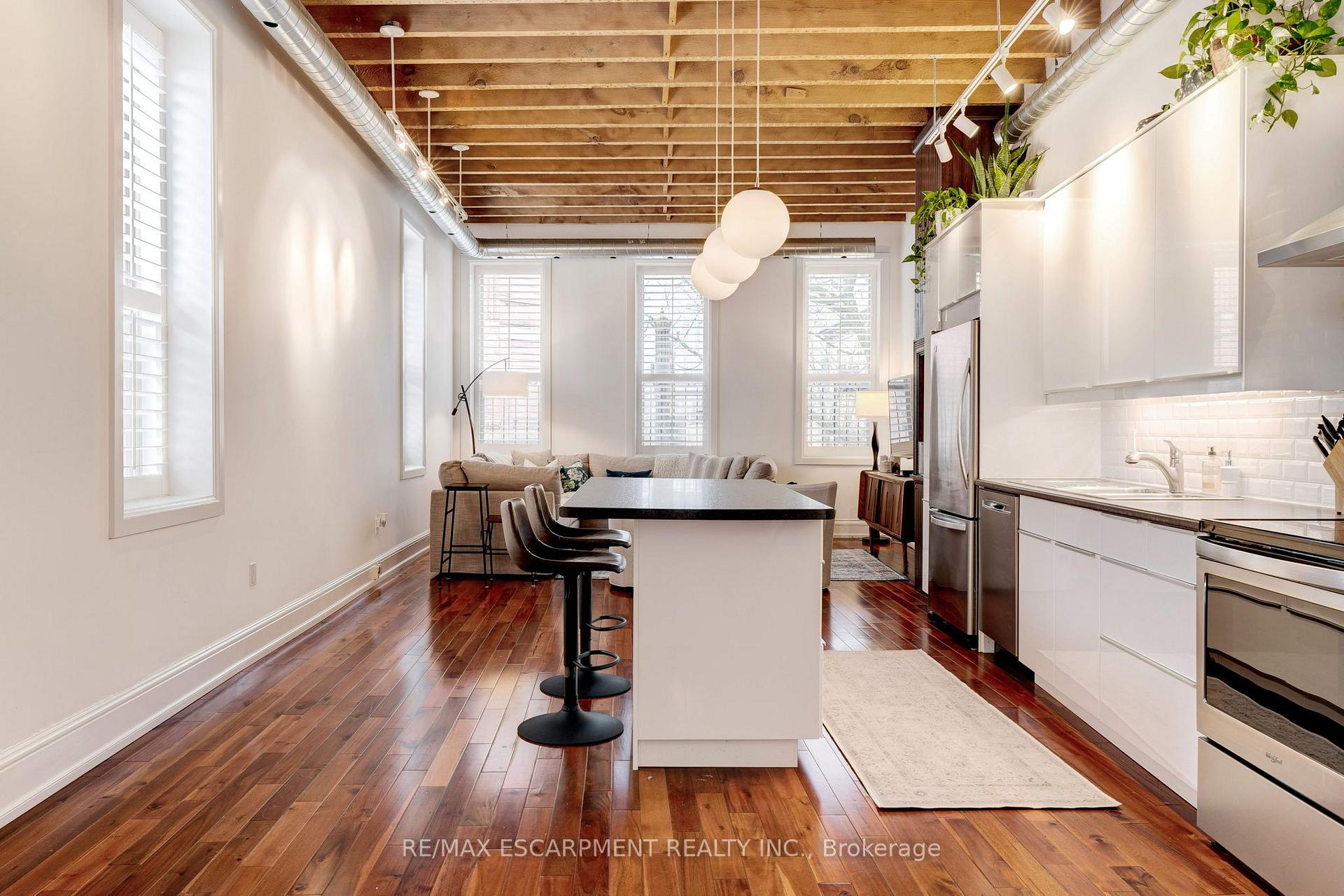 Photo 11 of Unit 2, 205 King Street E, Hamilton, Beasley — HOMEH
