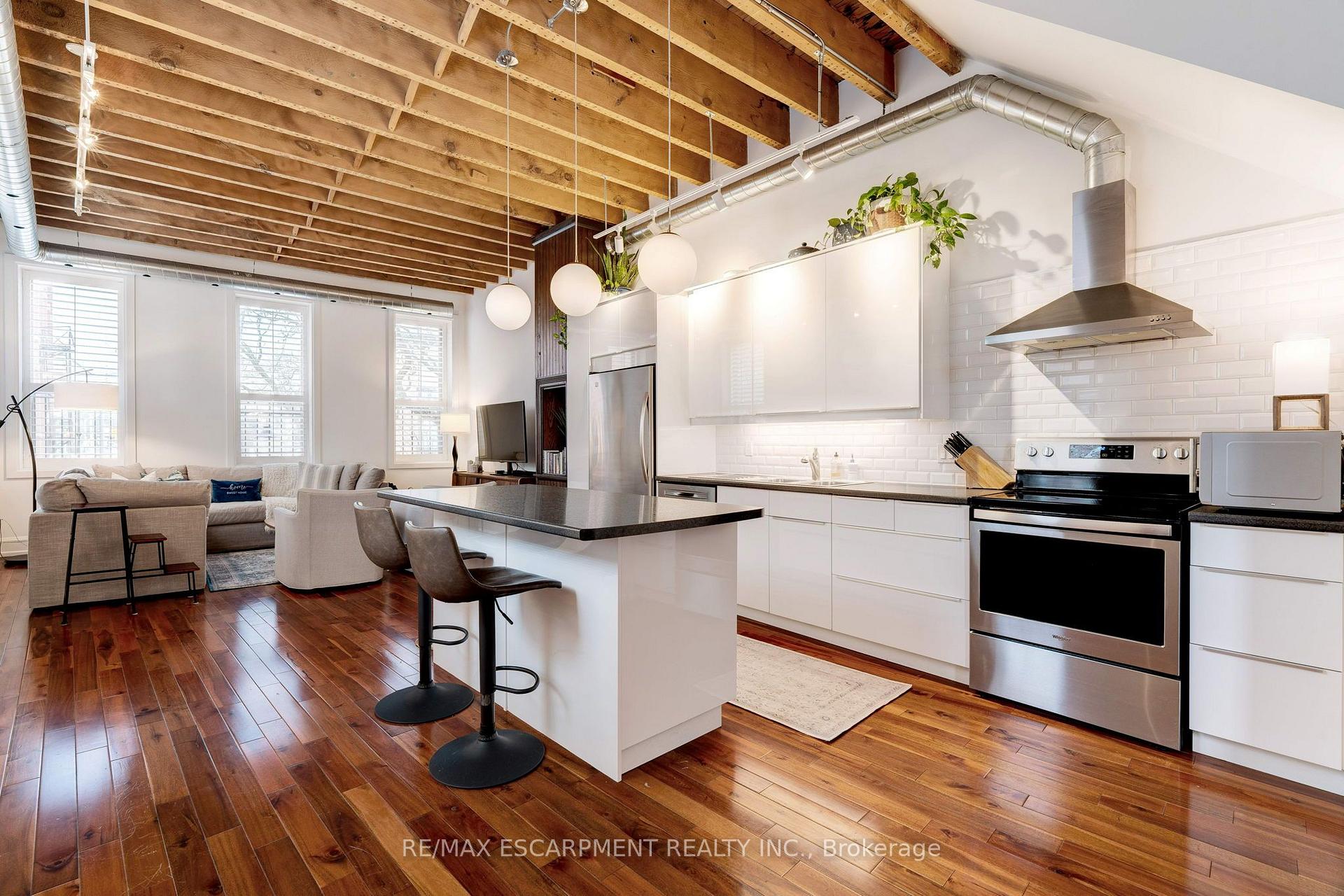 Photo 12 of Unit 2, 205 King Street E, Hamilton, Beasley — HOMEH