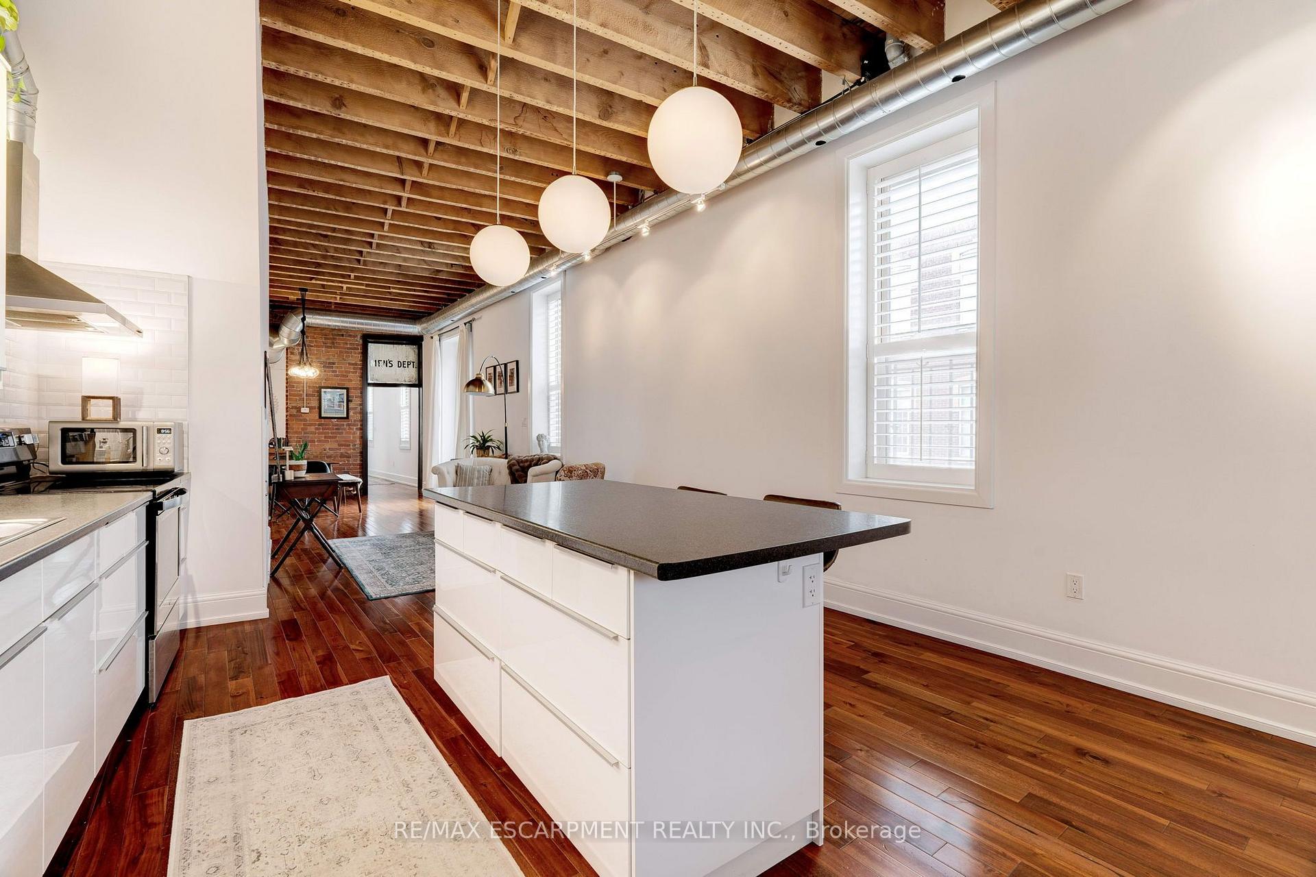 Photo 18 of Unit 2, 205 King Street E, Hamilton, Beasley — HOMEH
