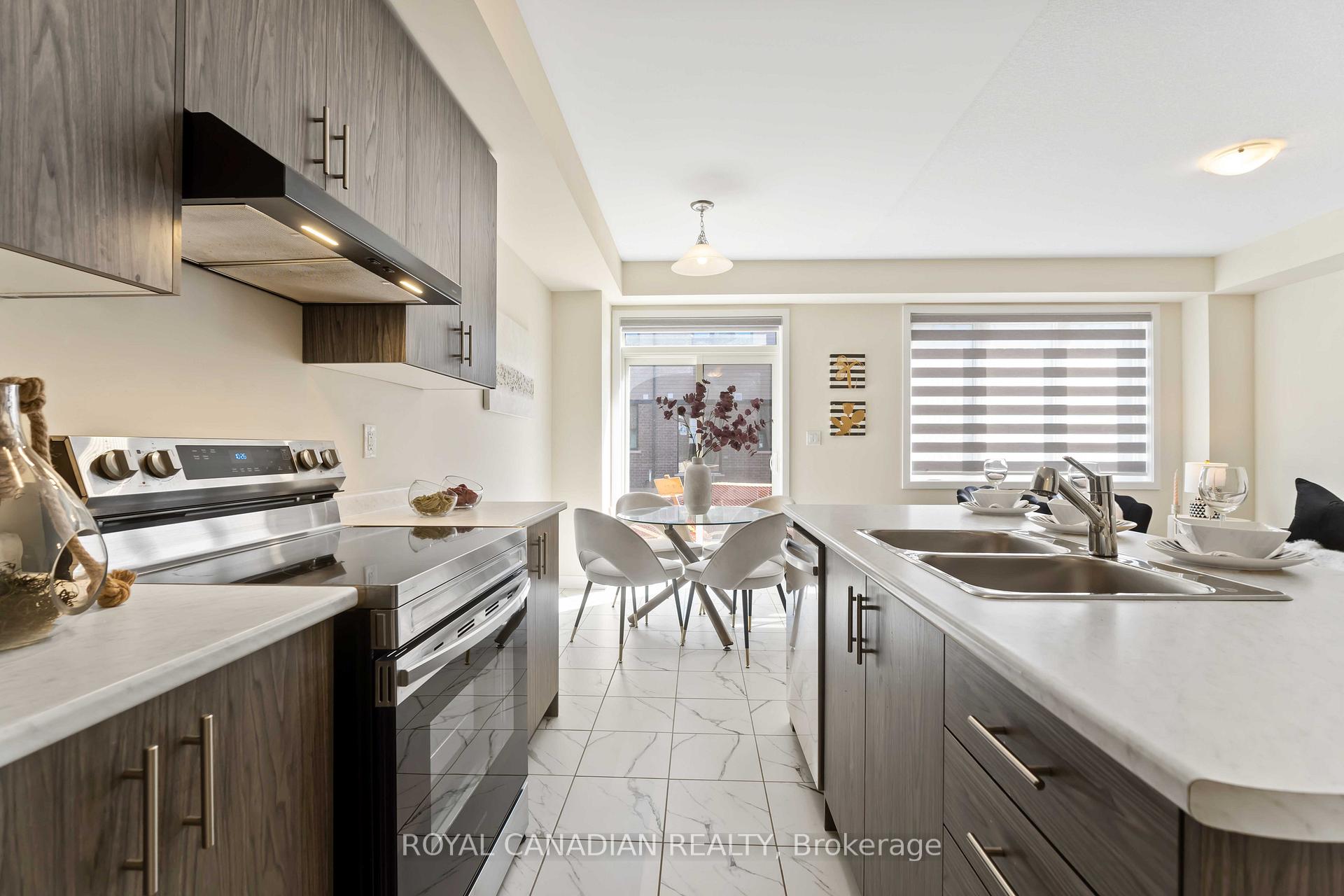 Photo 14 of 10 Lemon Avenue, Thorold, Hurricane/Merrittville — HOMEH