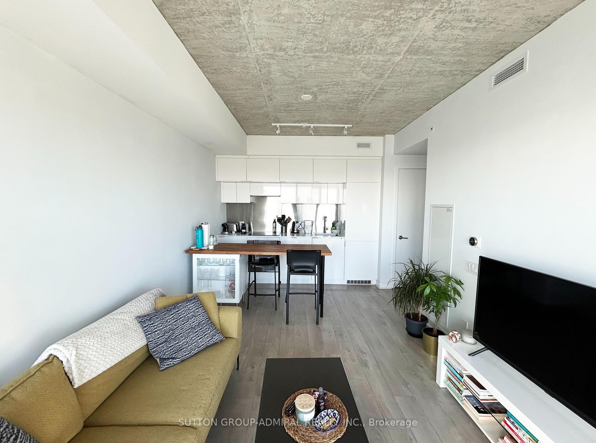 Photo 8 of Unit 2207, 185 Roehampton Avenue, Toronto, Mount Pleasant West — HOMEH