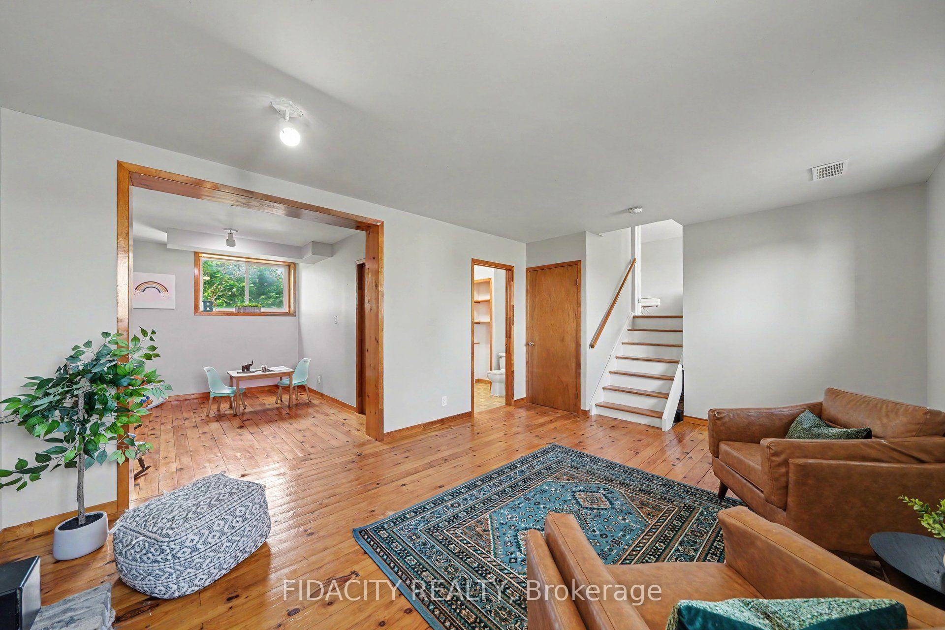 Photo 20 of 18 Ross Street, Smiths Falls, Smiths Falls — HOMEH