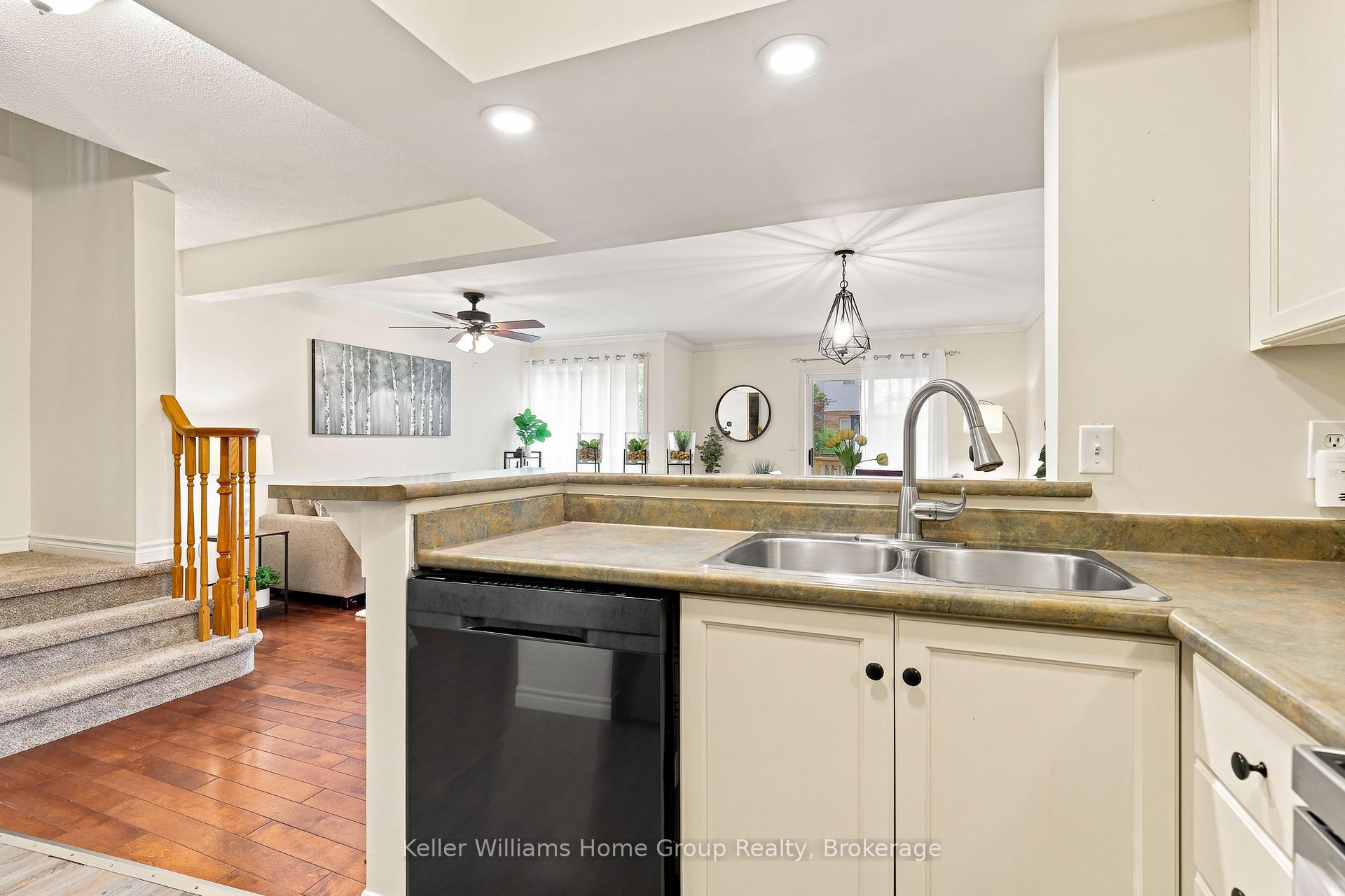 Photo 10 of 20 Werstine Terrace, Cambridge, Hespeler Village — HOMEH