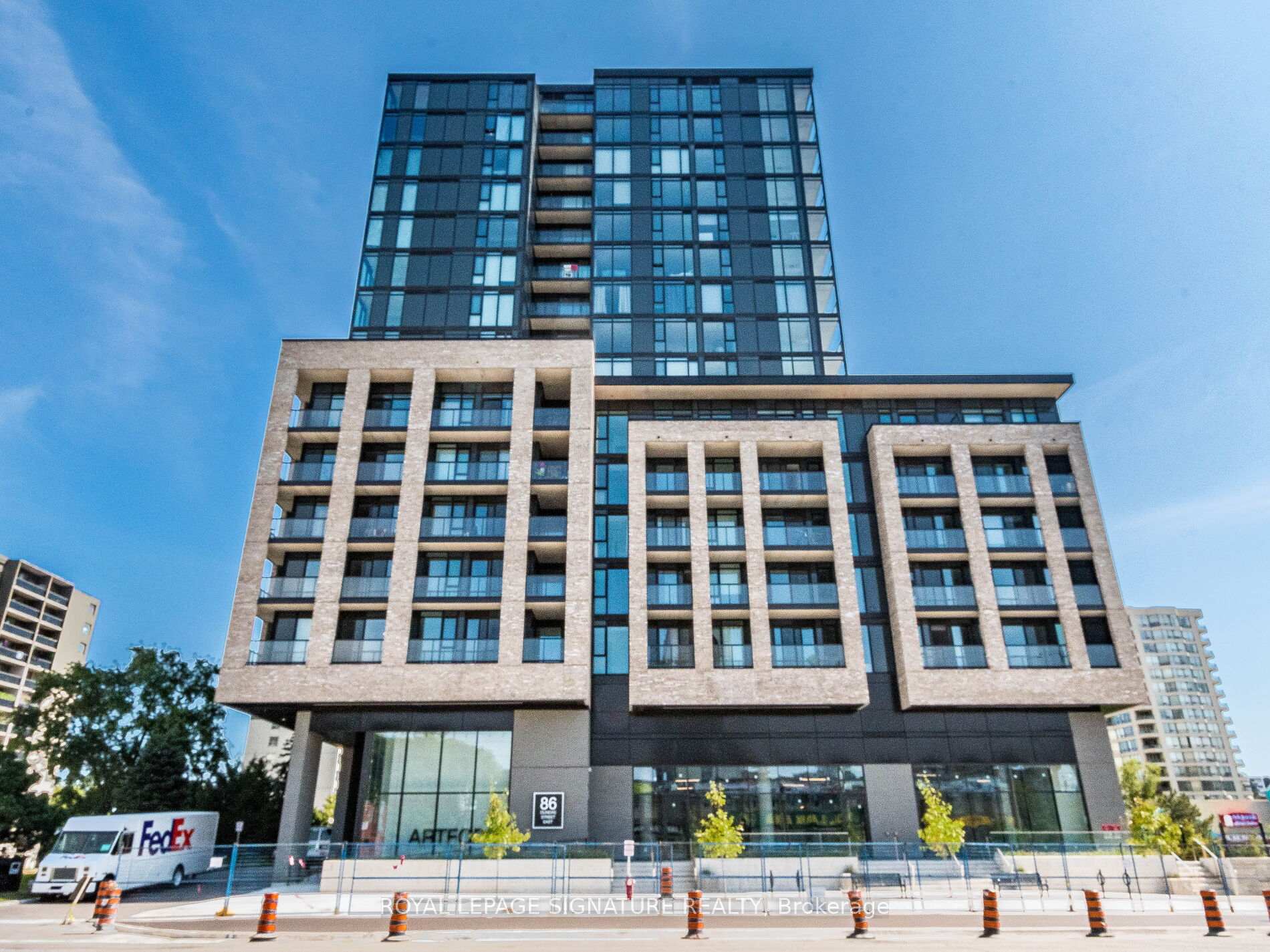 Photo of Unit 622, 86 Dundas Street E