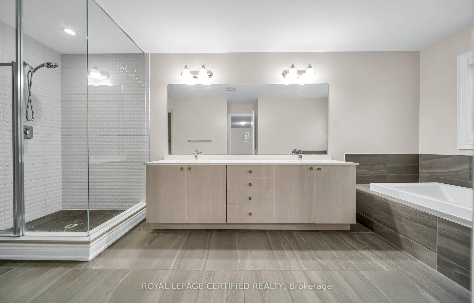 Photo 24 of 18 Vineyard Drive, Brampton, Bram West — HOMEH