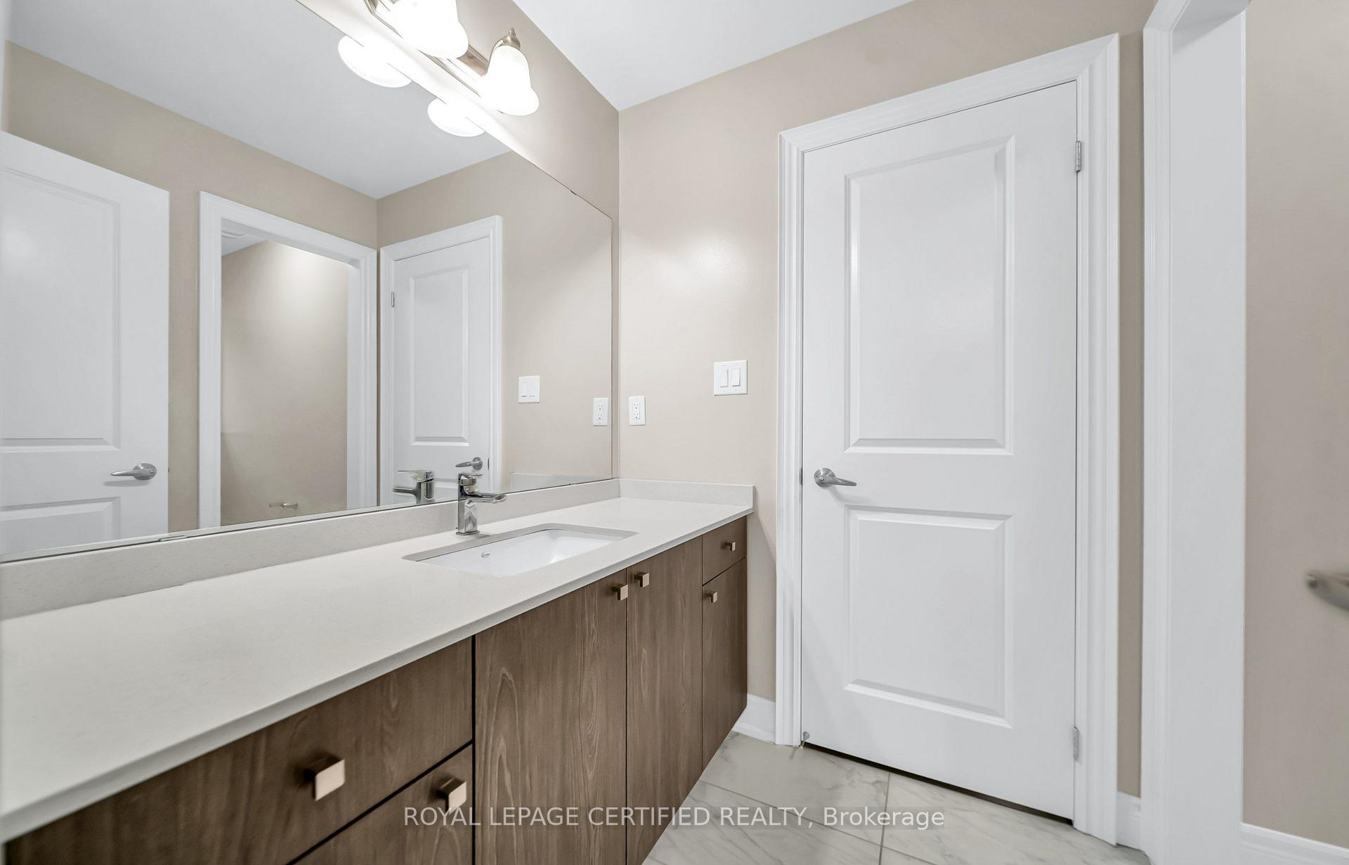 Photo 30 of 18 Vineyard Drive, Brampton, Bram West — HOMEH