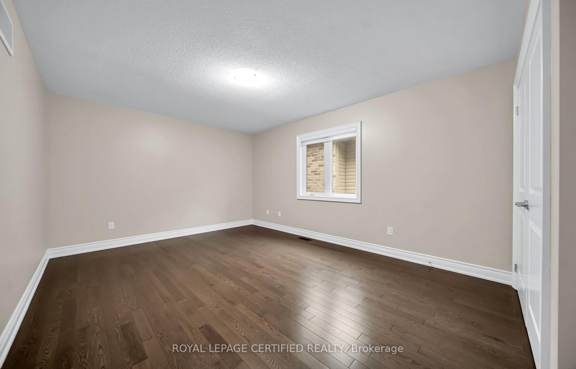 Photo 34 of 18 Vineyard Drive, Brampton, Bram West — HOMEH