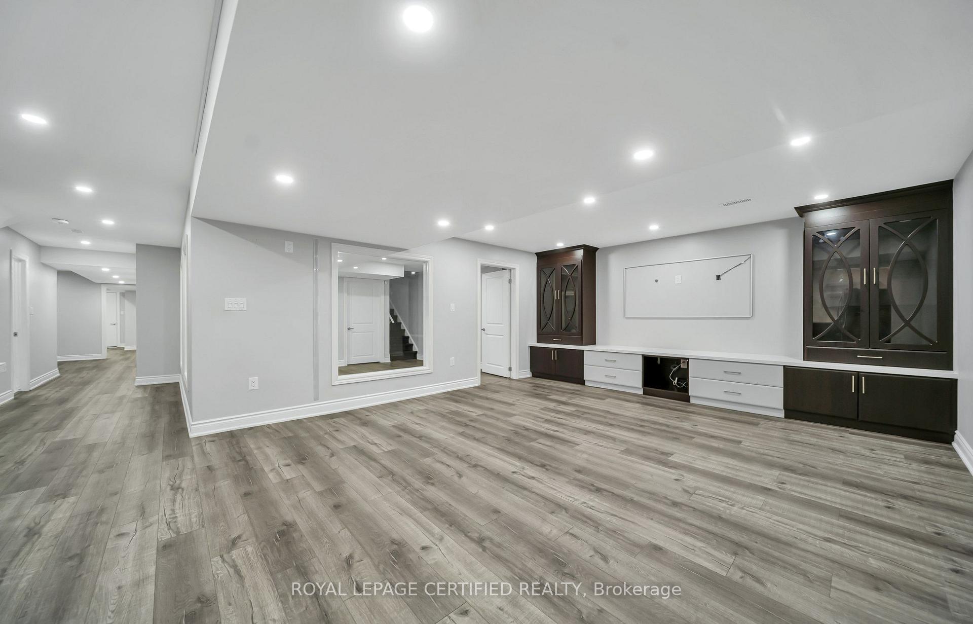 Photo 37 of 18 Vineyard Drive, Brampton, Bram West — HOMEH