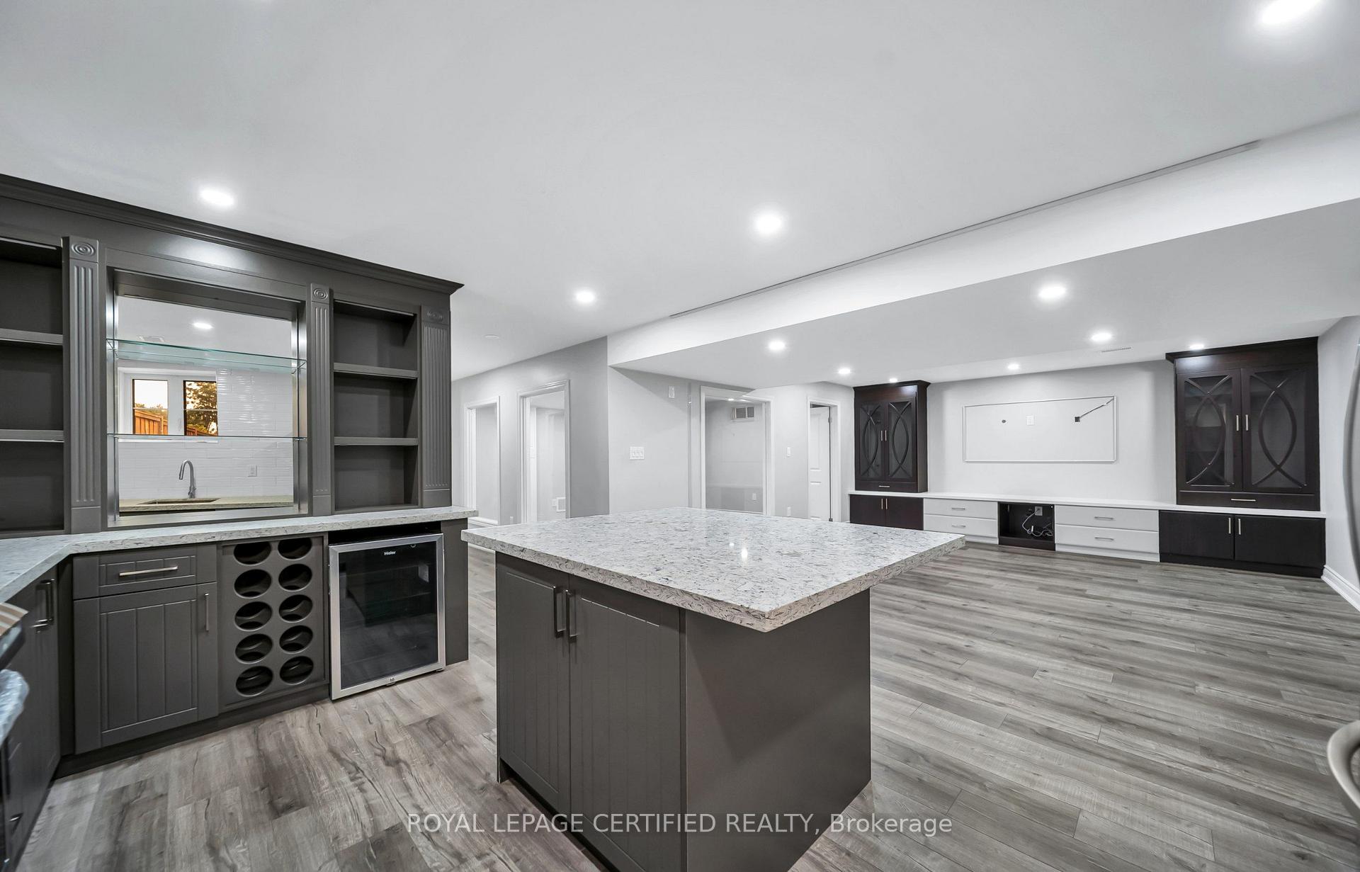 Photo 42 of 18 Vineyard Drive, Brampton, Bram West — HOMEH