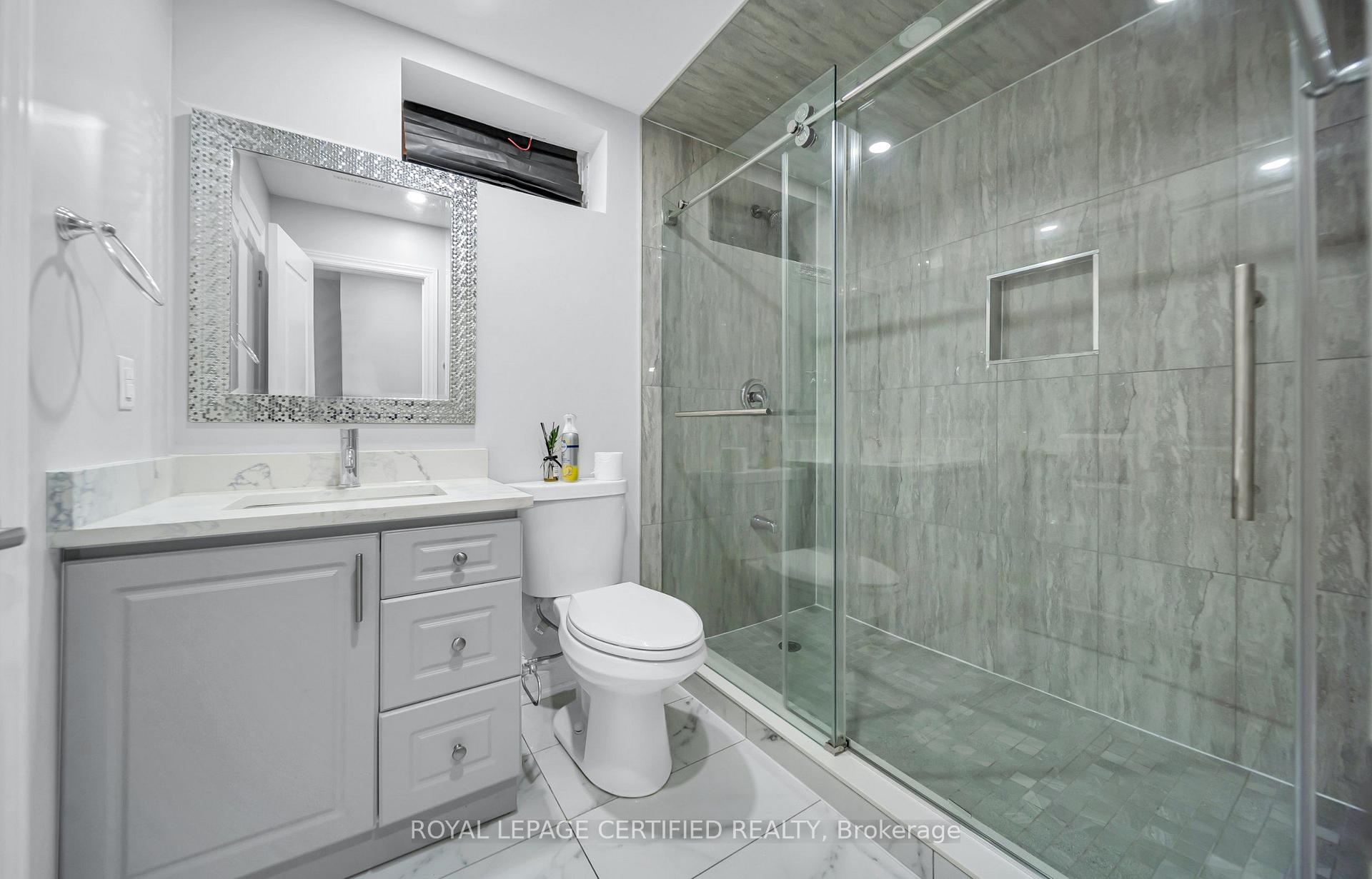 Photo 46 of 18 Vineyard Drive, Brampton, Bram West — HOMEH