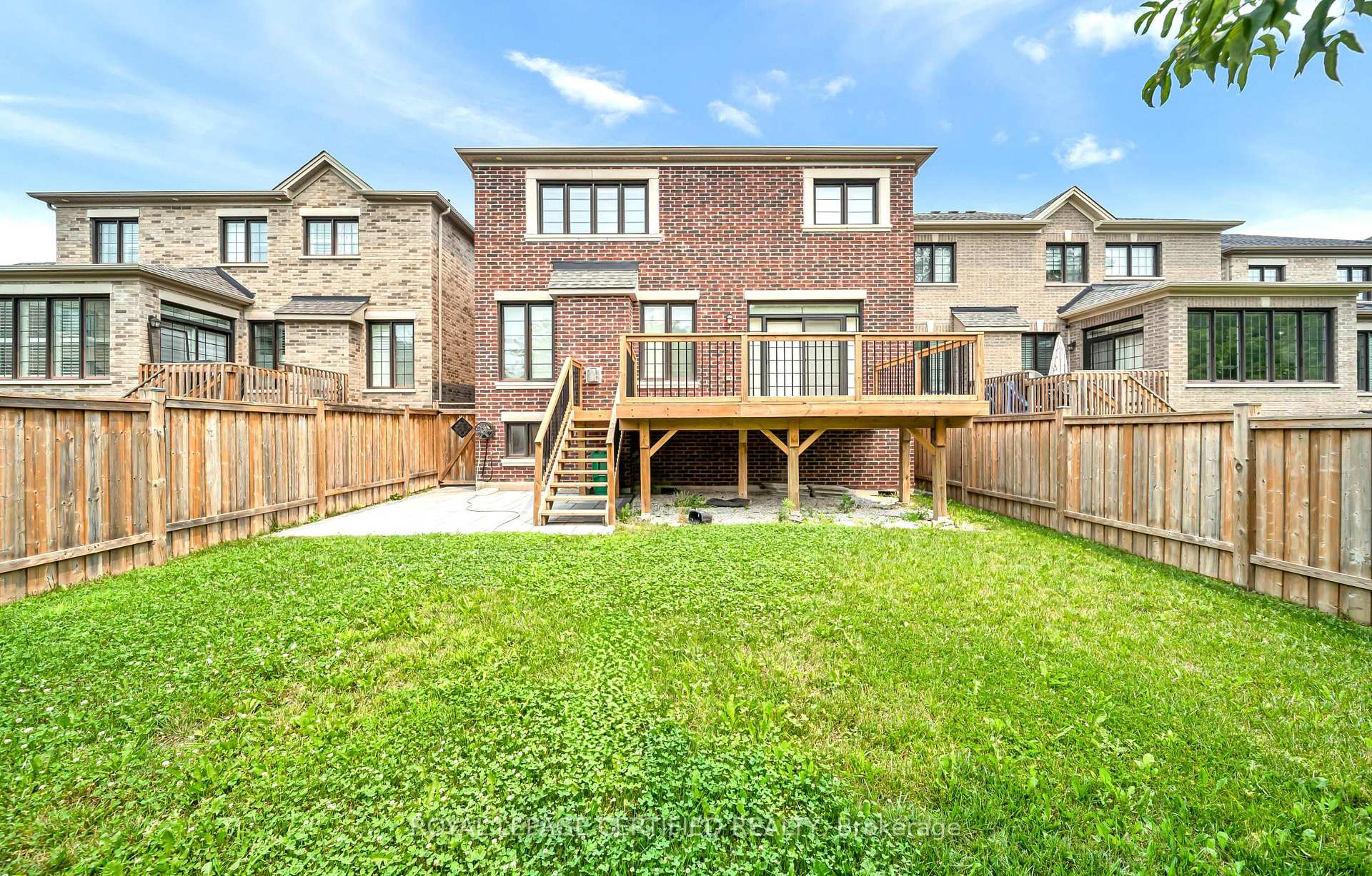 Photo 48 of 18 Vineyard Drive, Brampton, Bram West — HOMEH