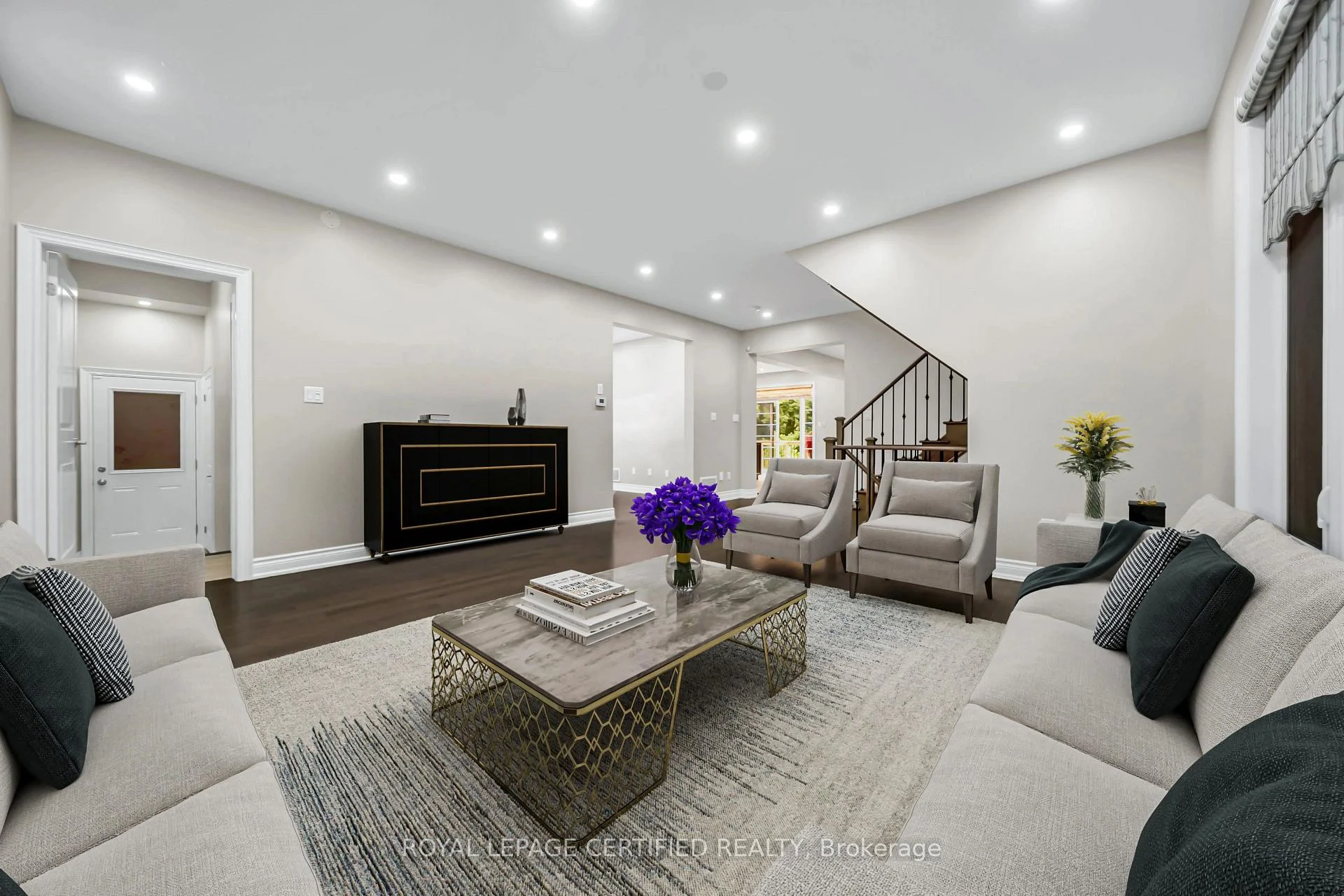 Photo 10 of 18 Vineyard Drive, Brampton, Bram West — HOMEH