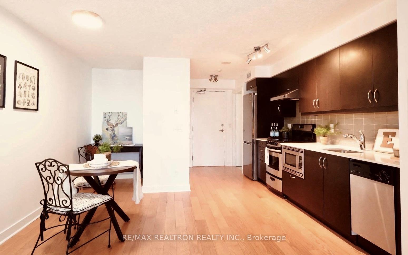 Photo 8 of Unit 1020, 320 Richmond Street E, Toronto, Moss Park — HOMEH