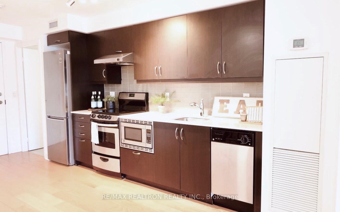 Photo 13 of Unit 1020, 320 Richmond Street E, Toronto, Moss Park — HOMEH