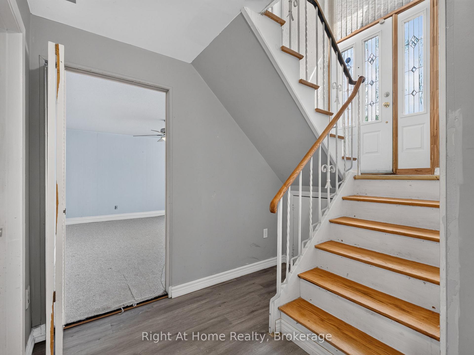 Photo 17 of 833 Vicki Drive, Pickering, West Shore — HOMEH