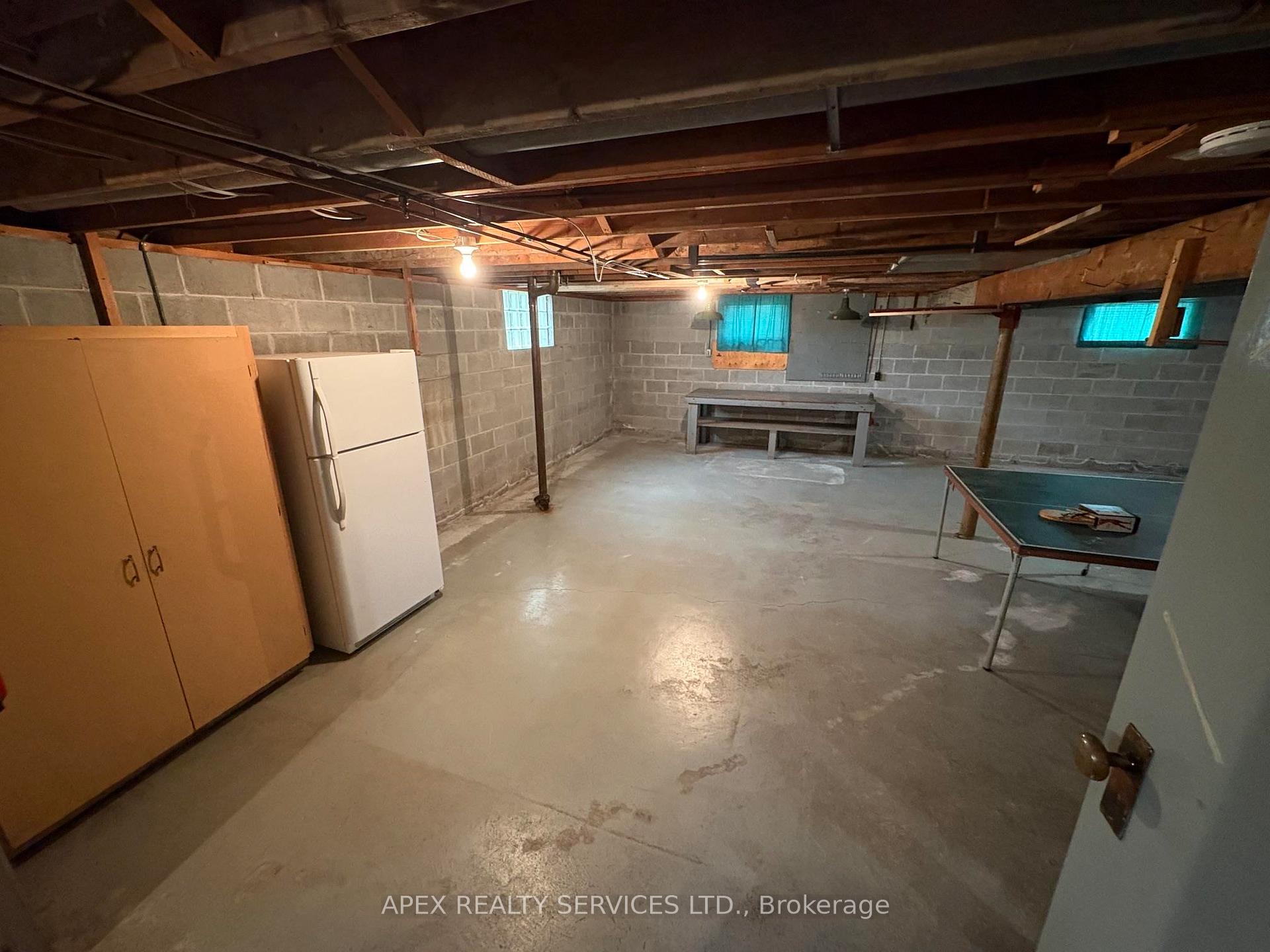 Photo 24 of 463 Richard Street, Thunder Bay, Current River — HOMEH
