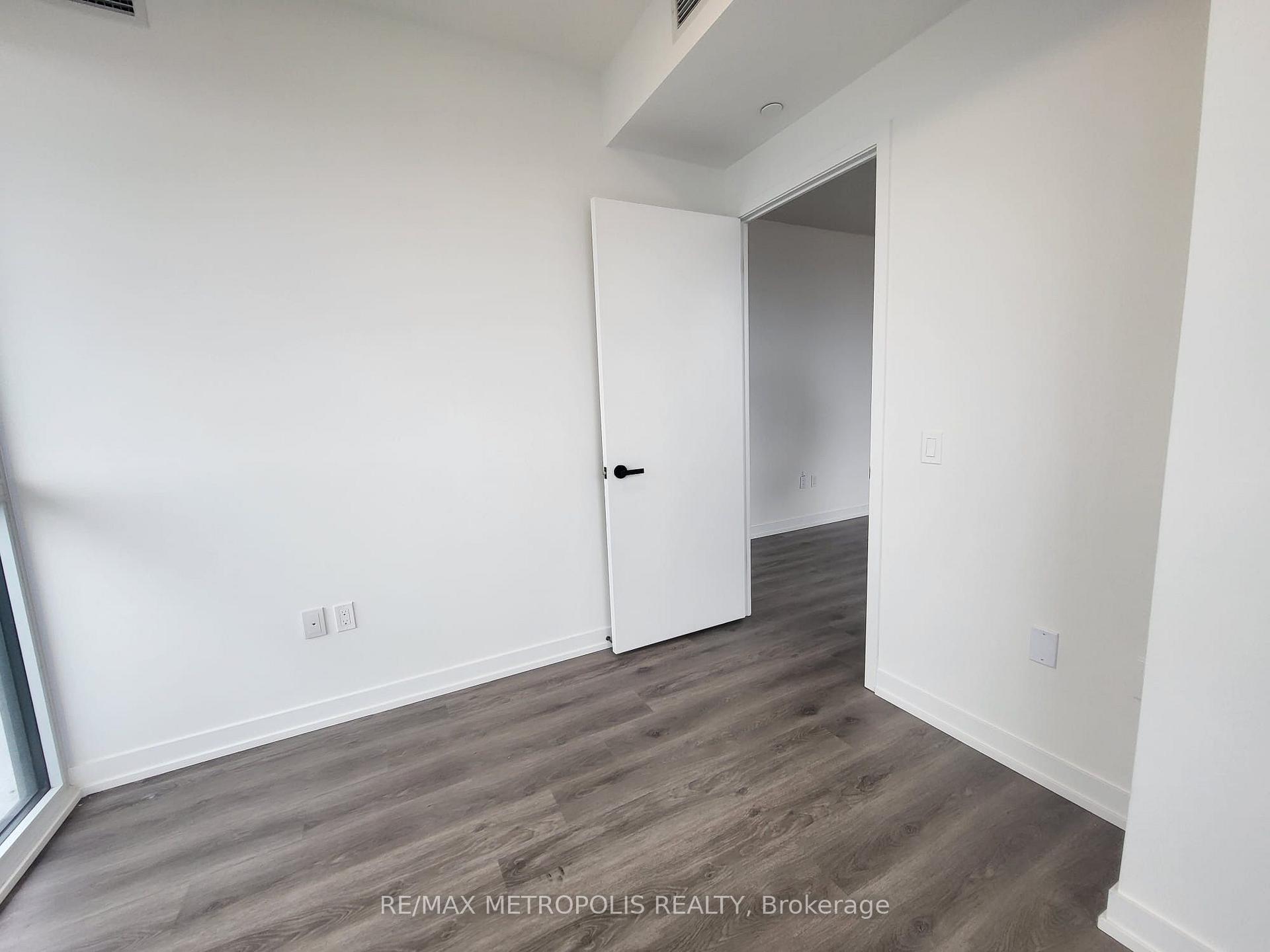 Photo 9 of Unit 3209, 225 Commerce Street, Vaughan, Vaughan Corporate Centre — HOMEH