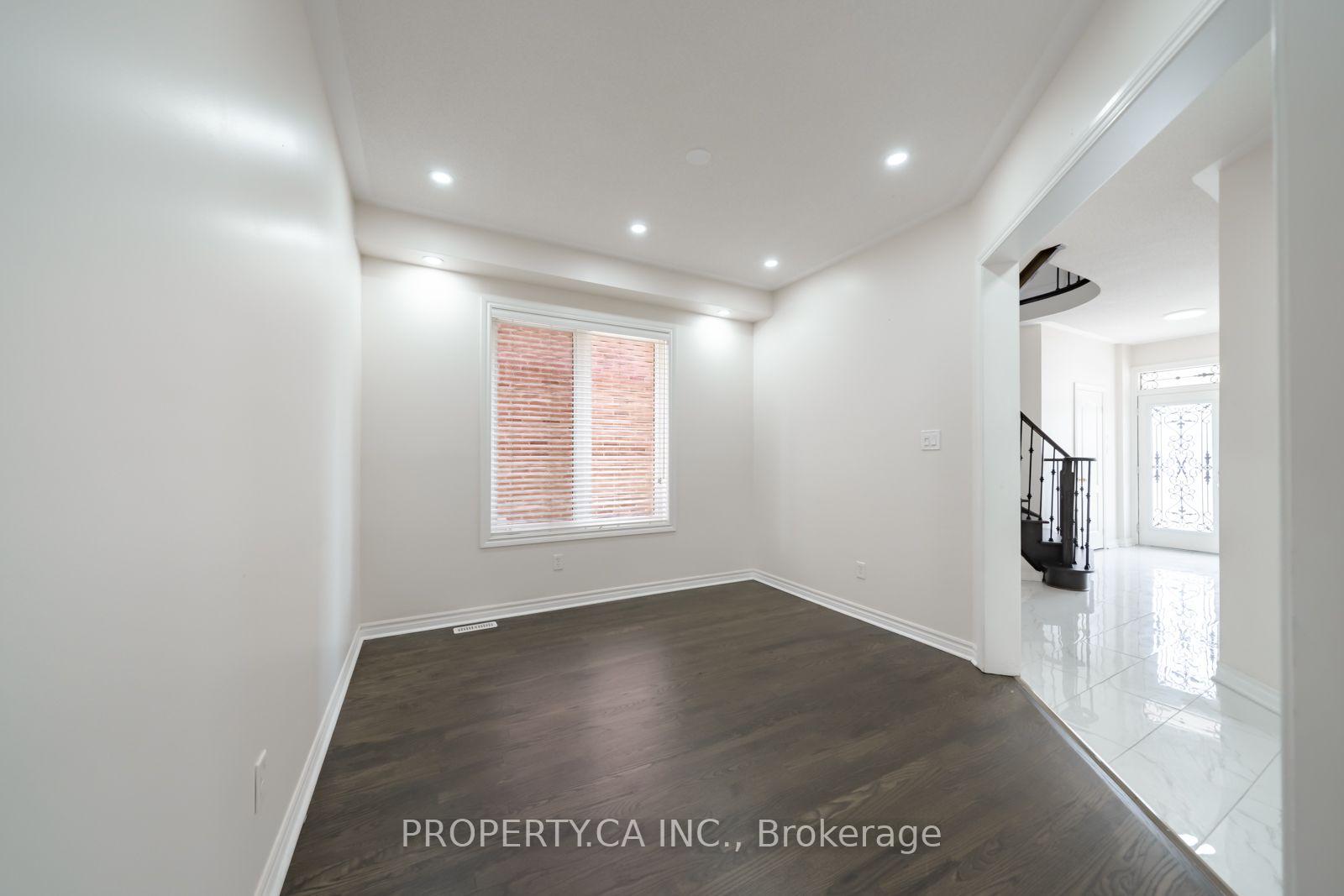 Photo 13 of 75 Iron Block Drive, Brampton, Northwest Sandalwood Parkway — HOMEH