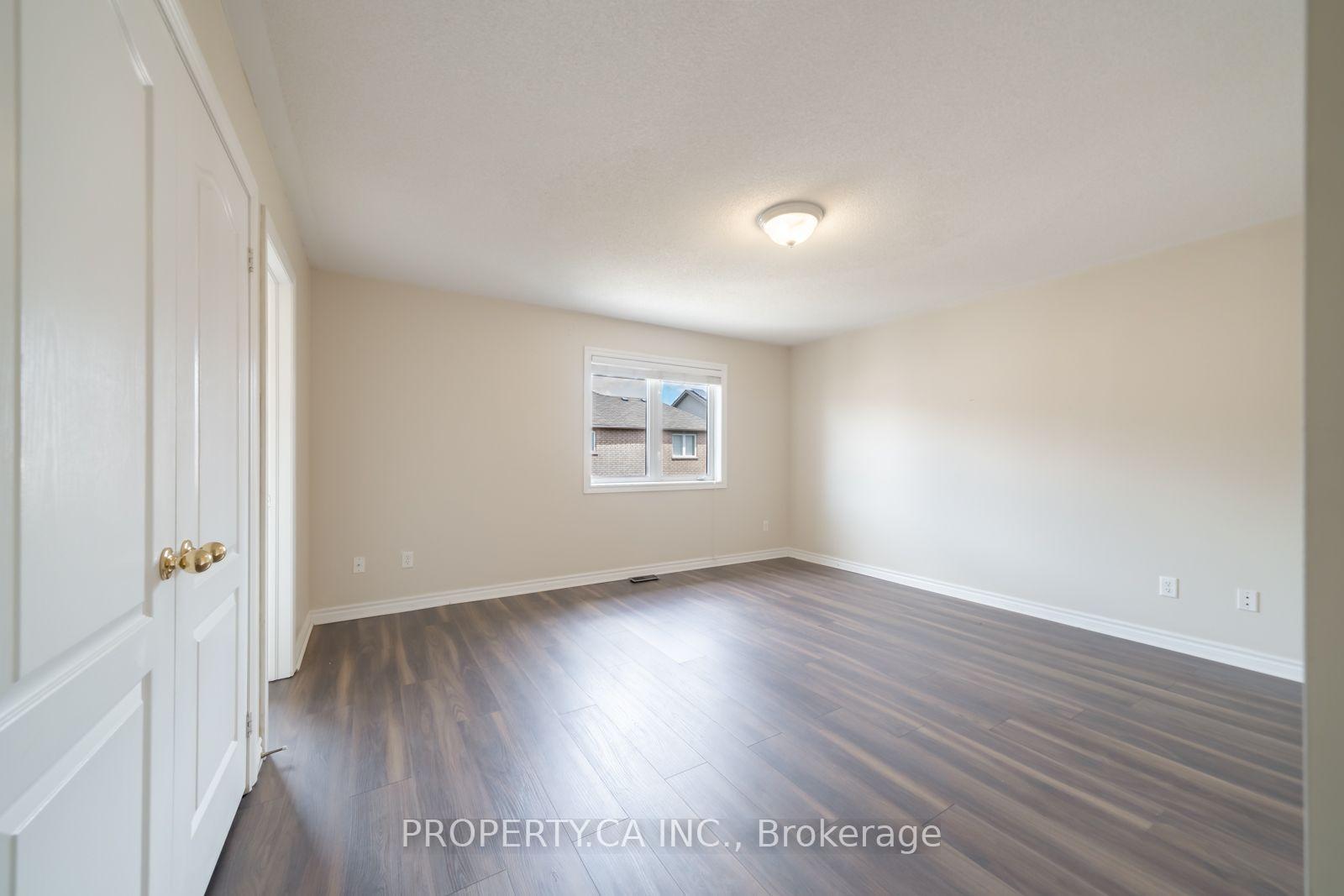 Photo 33 of 75 Iron Block Drive, Brampton, Northwest Sandalwood Parkway — HOMEH
