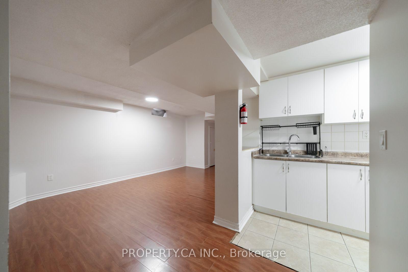 Photo 37 of 75 Iron Block Drive, Brampton, Northwest Sandalwood Parkway — HOMEH