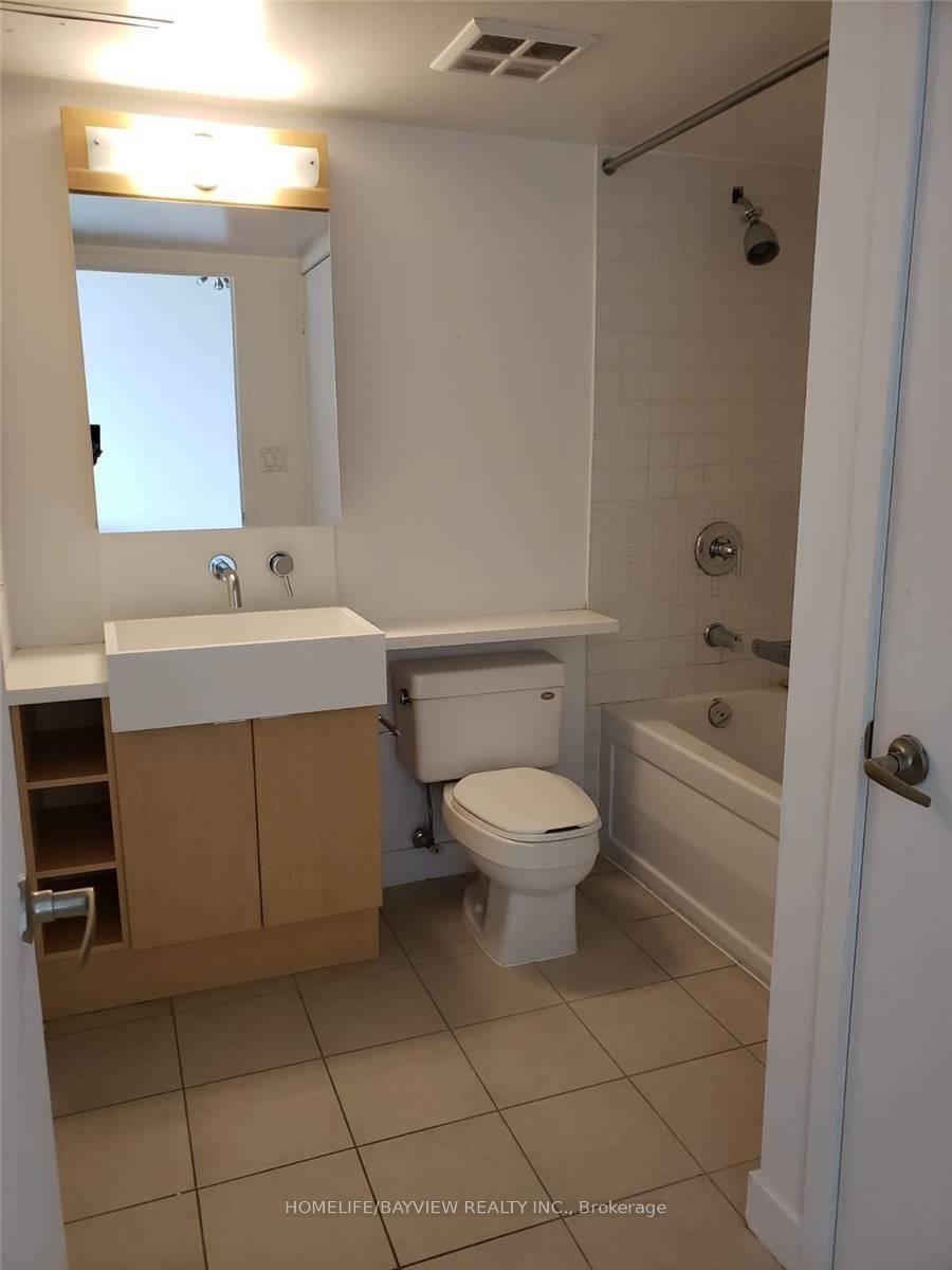 Photo 4 of Unit 912, 11 Brunel Court, Toronto, Waterfront Communities — HOMEH