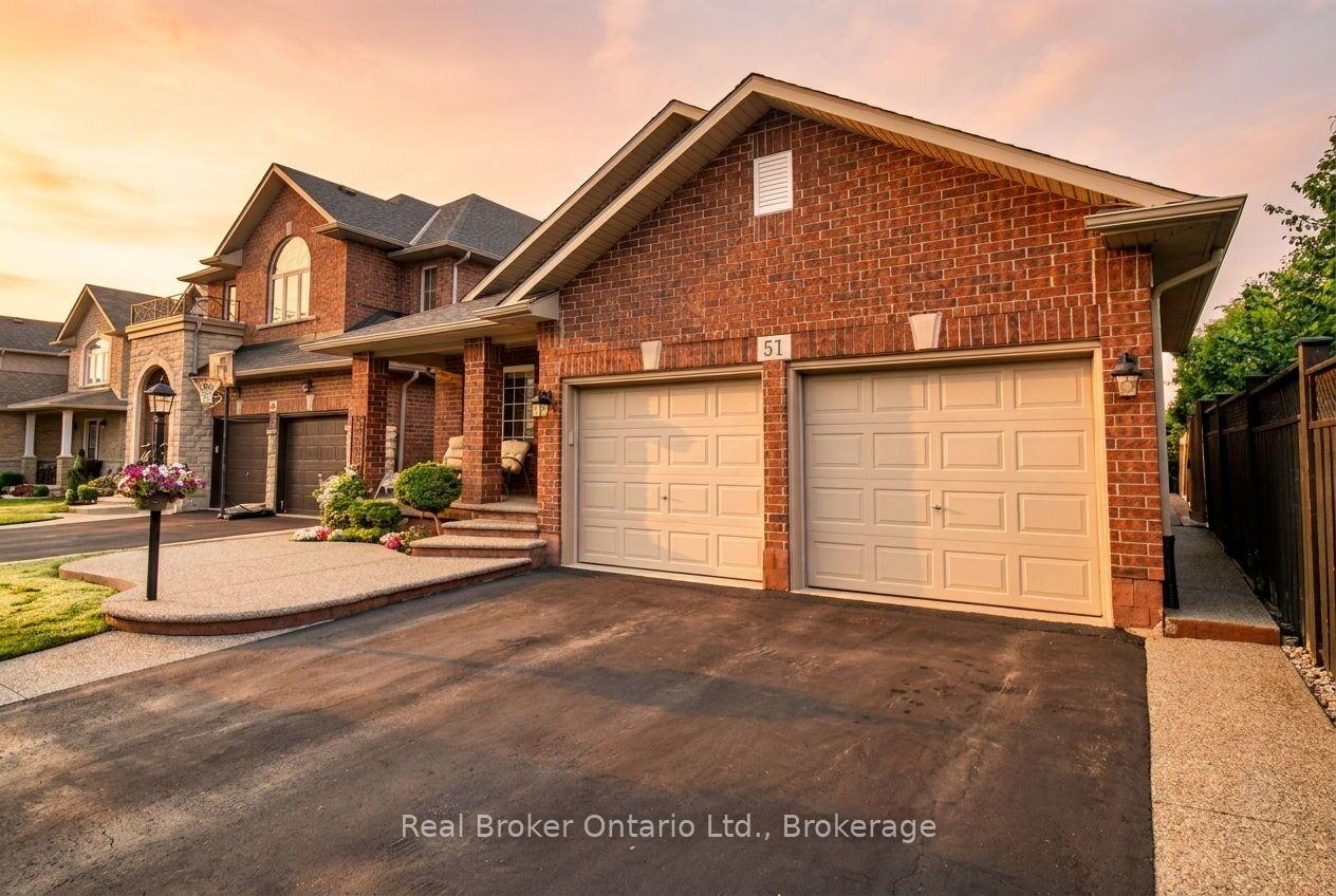 Photo 2 of 51 Sundance Crescent, Hamilton, Hannon — HOMEH