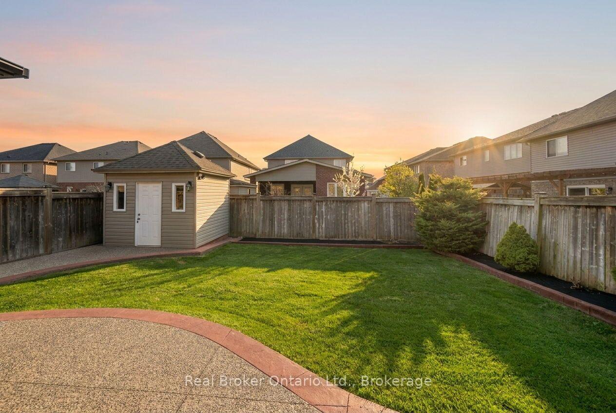 Photo 22 of 51 Sundance Crescent, Hamilton, Hannon — HOMEH