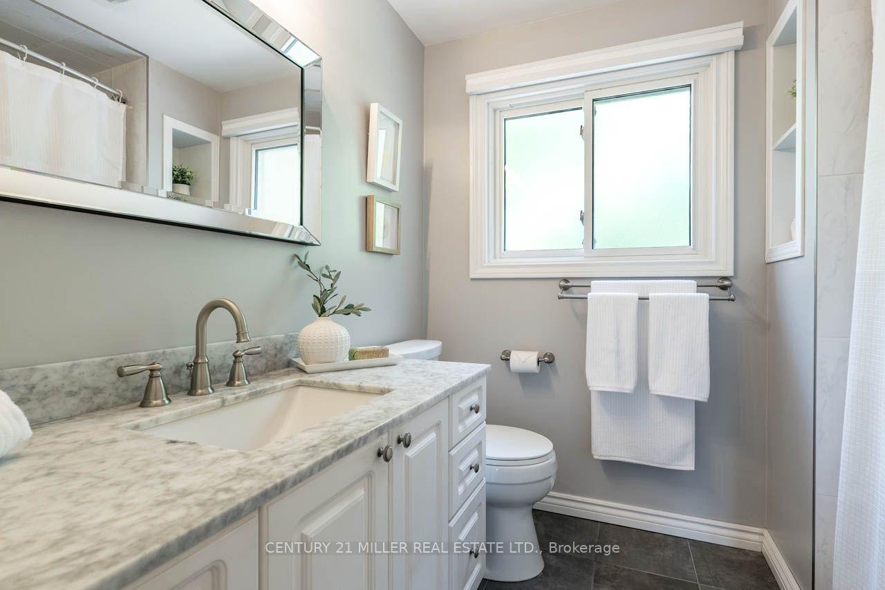 Photo 18 of 176 Willow Lane, Newmarket, Bristol-London — HOMEH