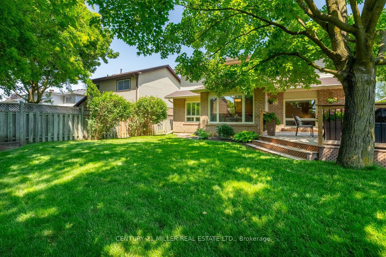 Photo 30 of 176 Willow Lane, Newmarket, Bristol-London — HOMEH