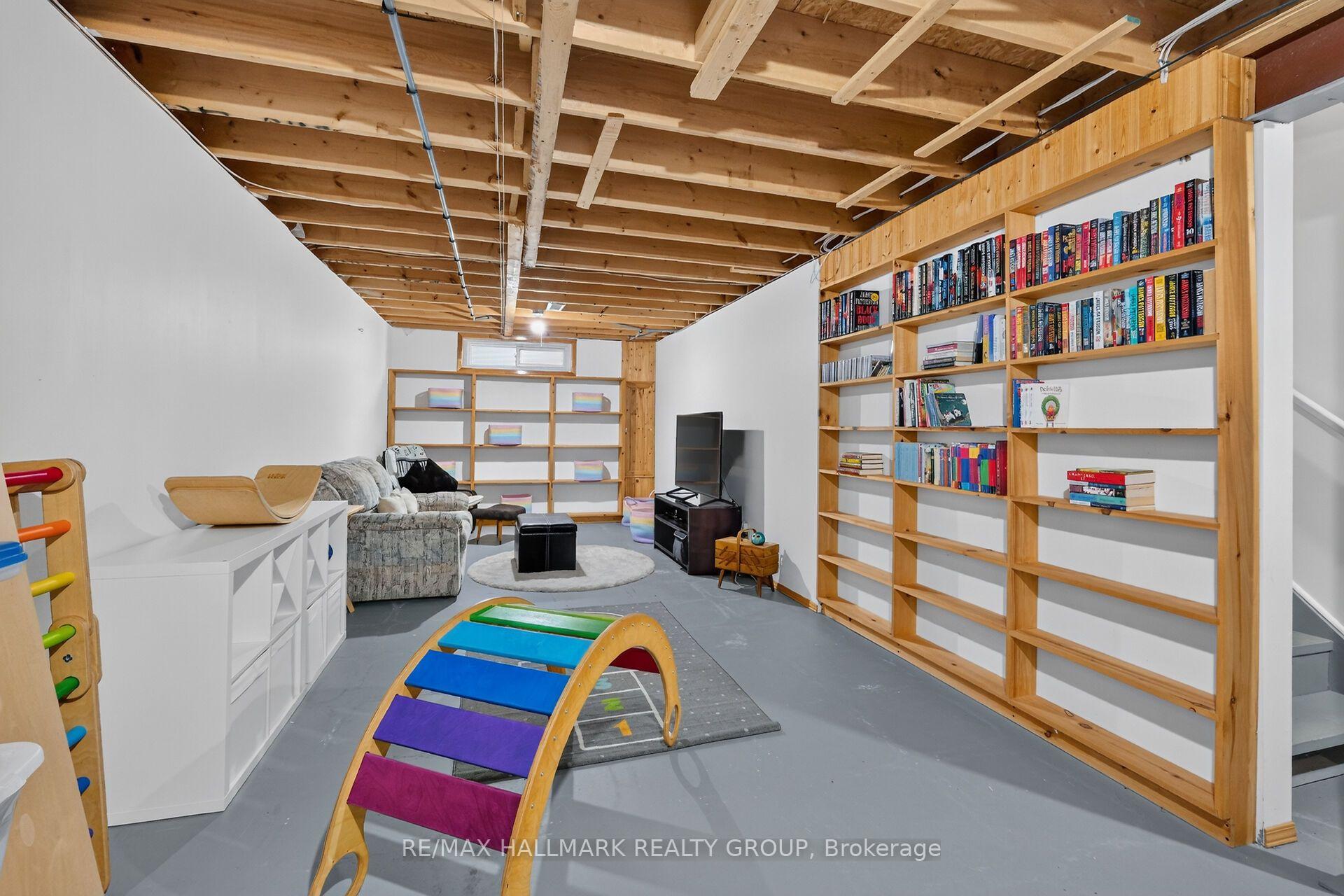 Photo 36 of 6117 Silverbirch Street, Ottawa, Chapel Hill South - Orleans Village — HOMEH