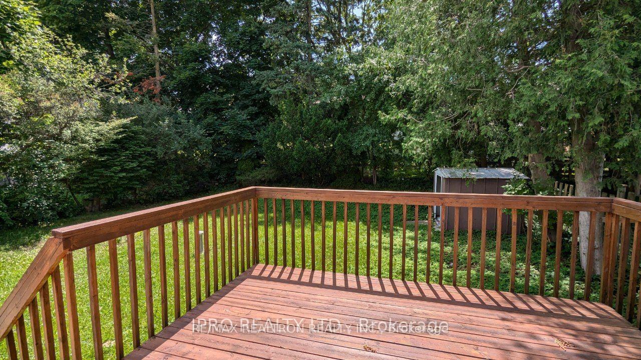 Photo 6 of 16 Cresthaven Drive, North York, Hillcrest Village — HOMEH