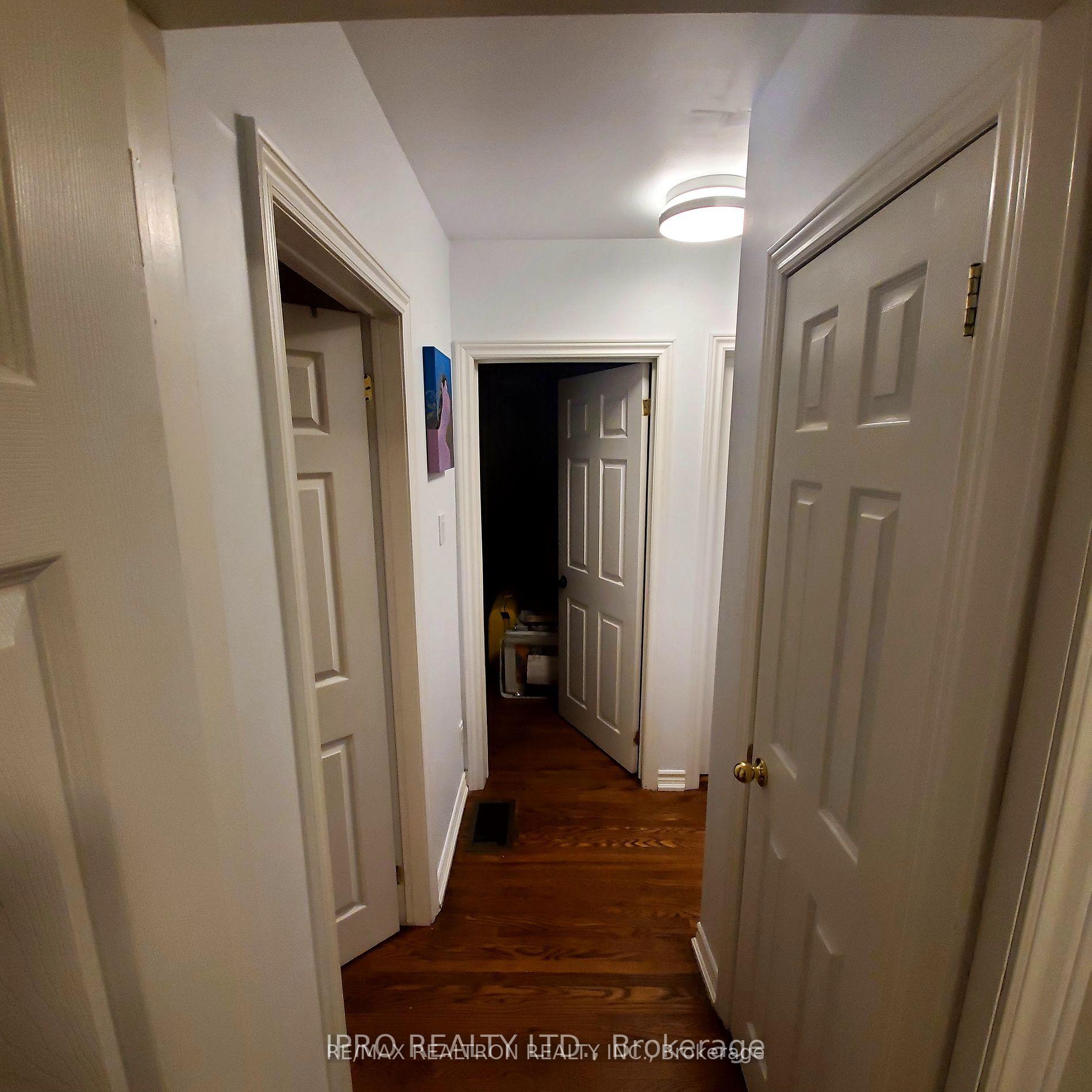Photo 26 of 16 Cresthaven Drive, North York, Hillcrest Village — HOMEH