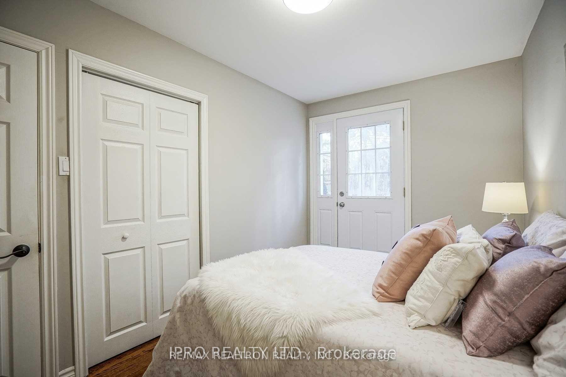 Photo 27 of 16 Cresthaven Drive, North York, Hillcrest Village — HOMEH