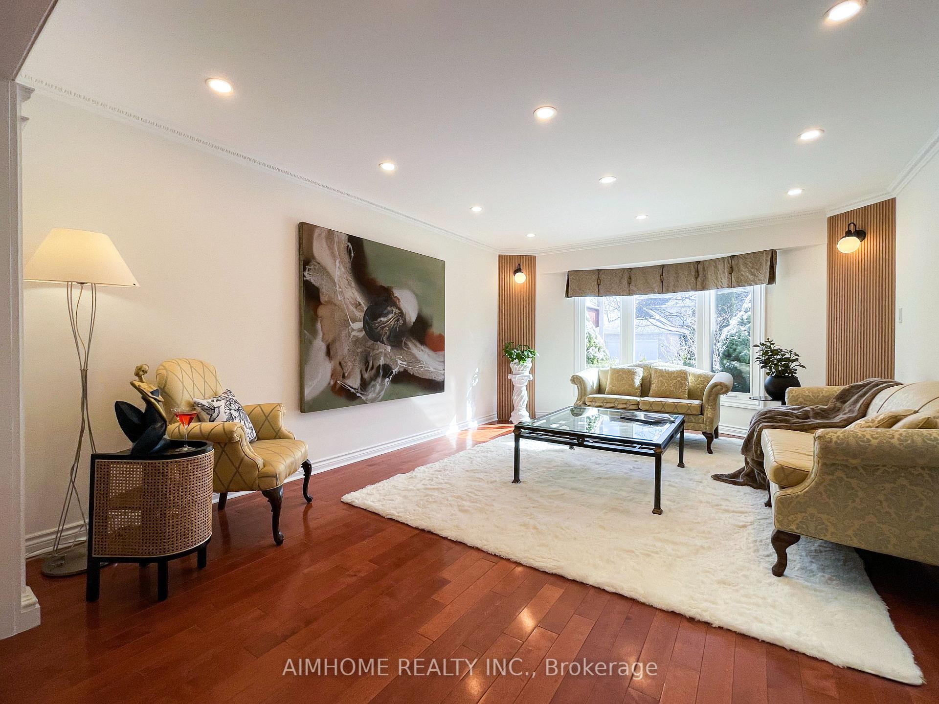 Photo 7 of 8 Cygnus Drive, Richmond Hill, Observatory — HOMEH