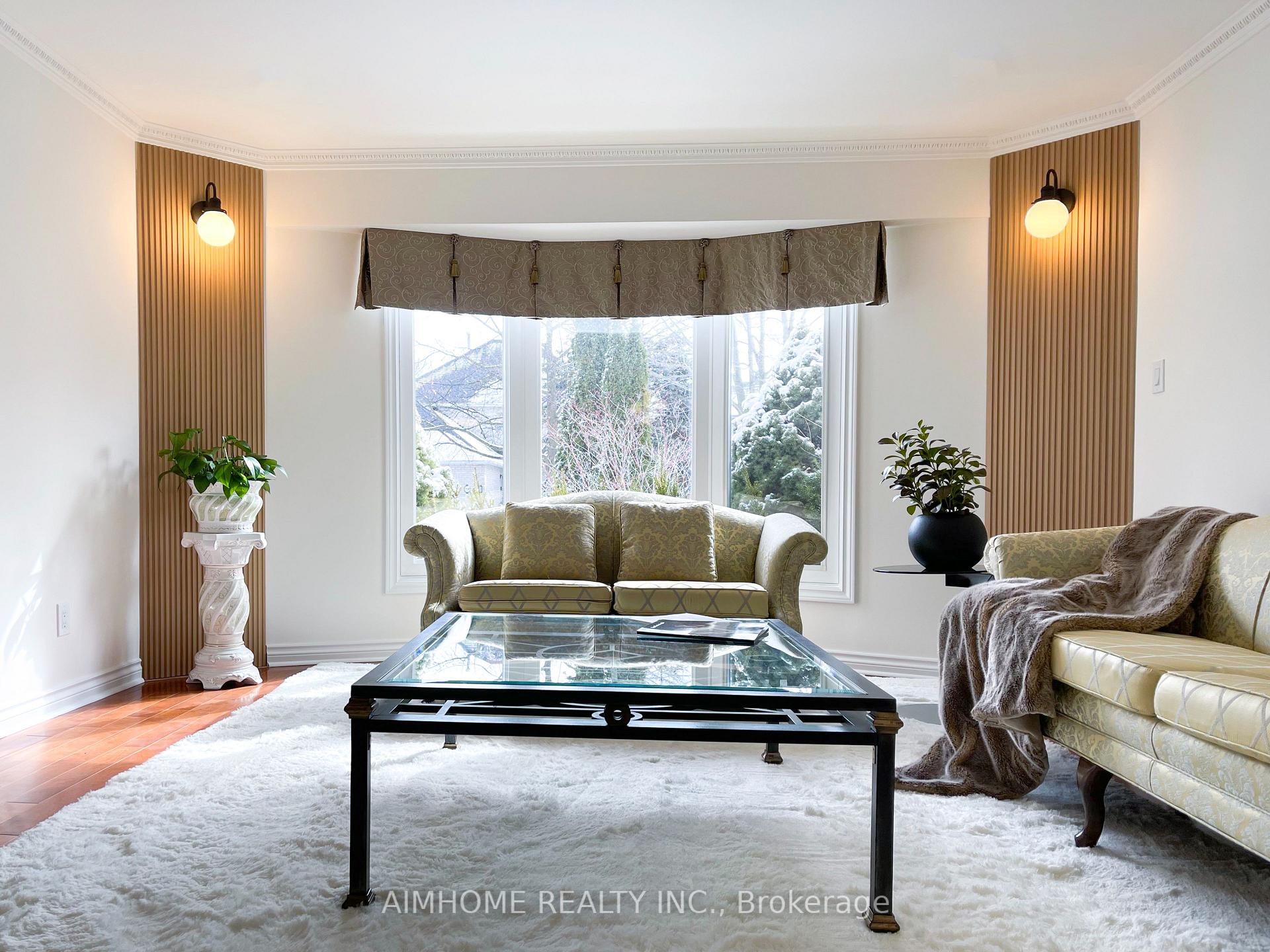 Photo 8 of 8 Cygnus Drive, Richmond Hill, Observatory — HOMEH