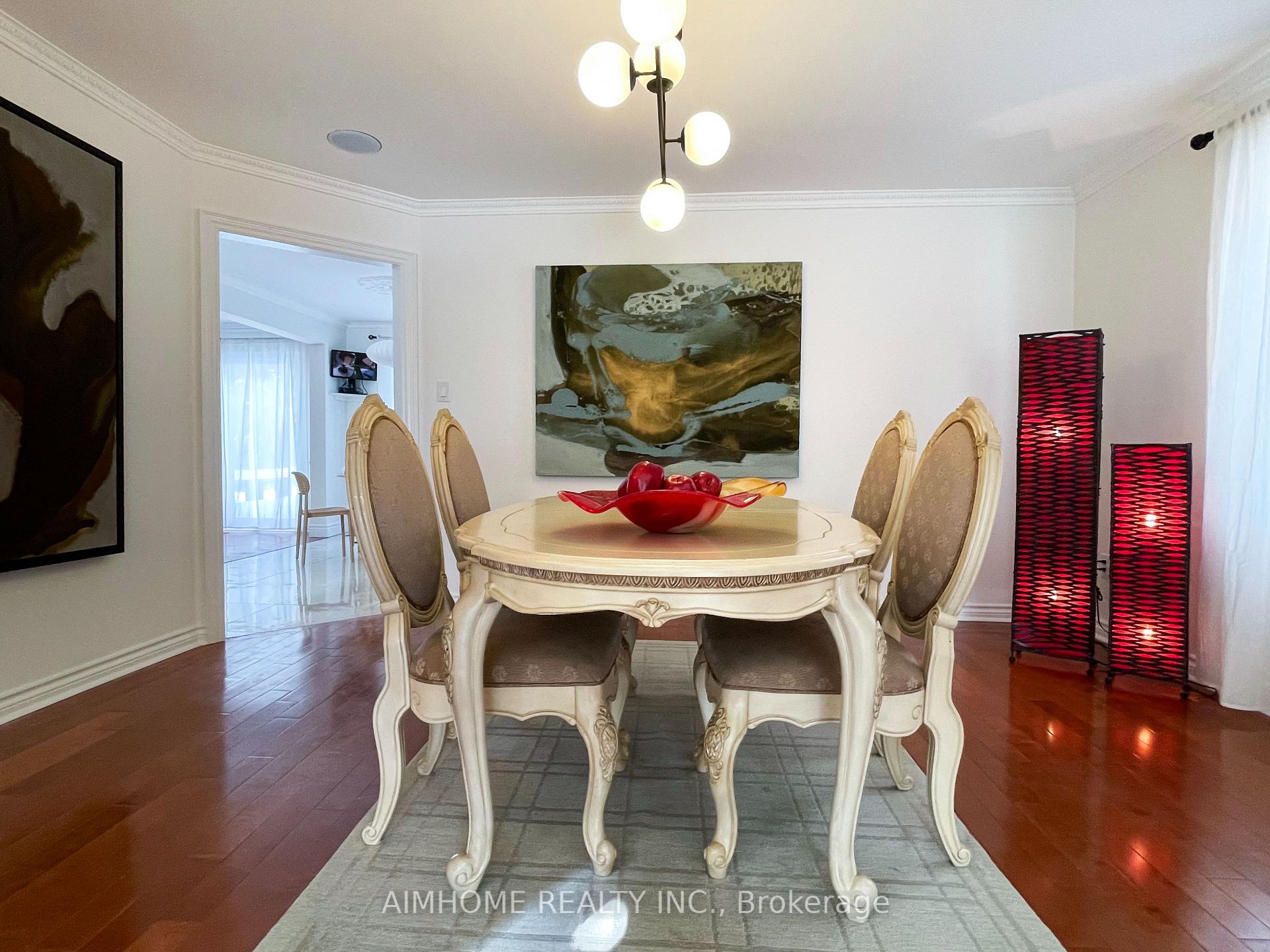 Photo 11 of 8 Cygnus Drive, Richmond Hill, Observatory — HOMEH