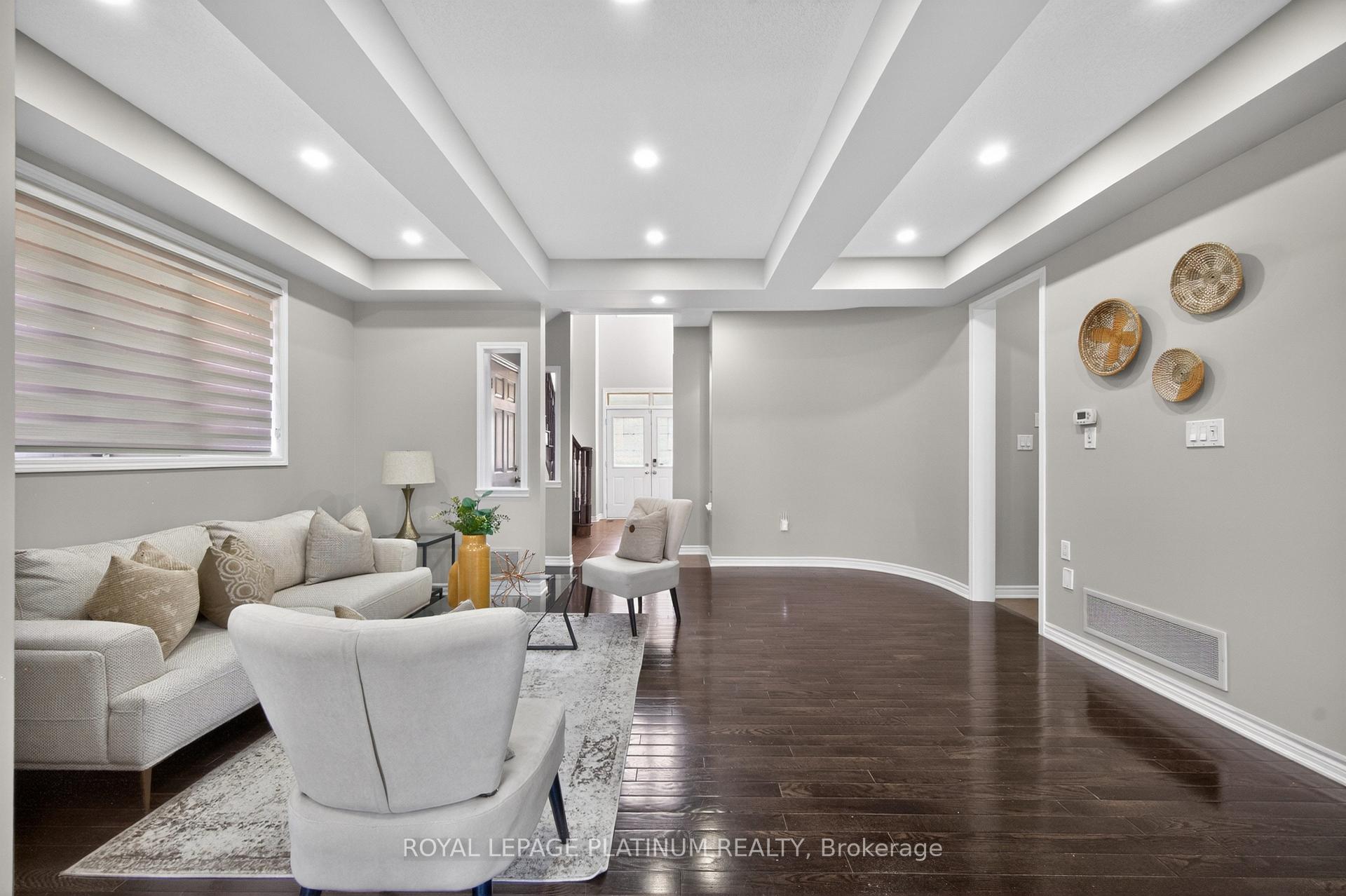 Photo 8 of 15 Aylesbury Drive, Brampton, Northwest Brampton — HOMEH