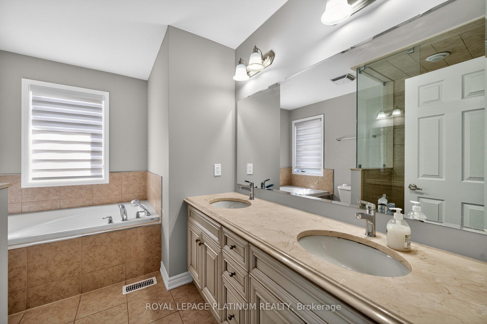Photo 22 of 15 Aylesbury Drive, Brampton, Northwest Brampton — HOMEH