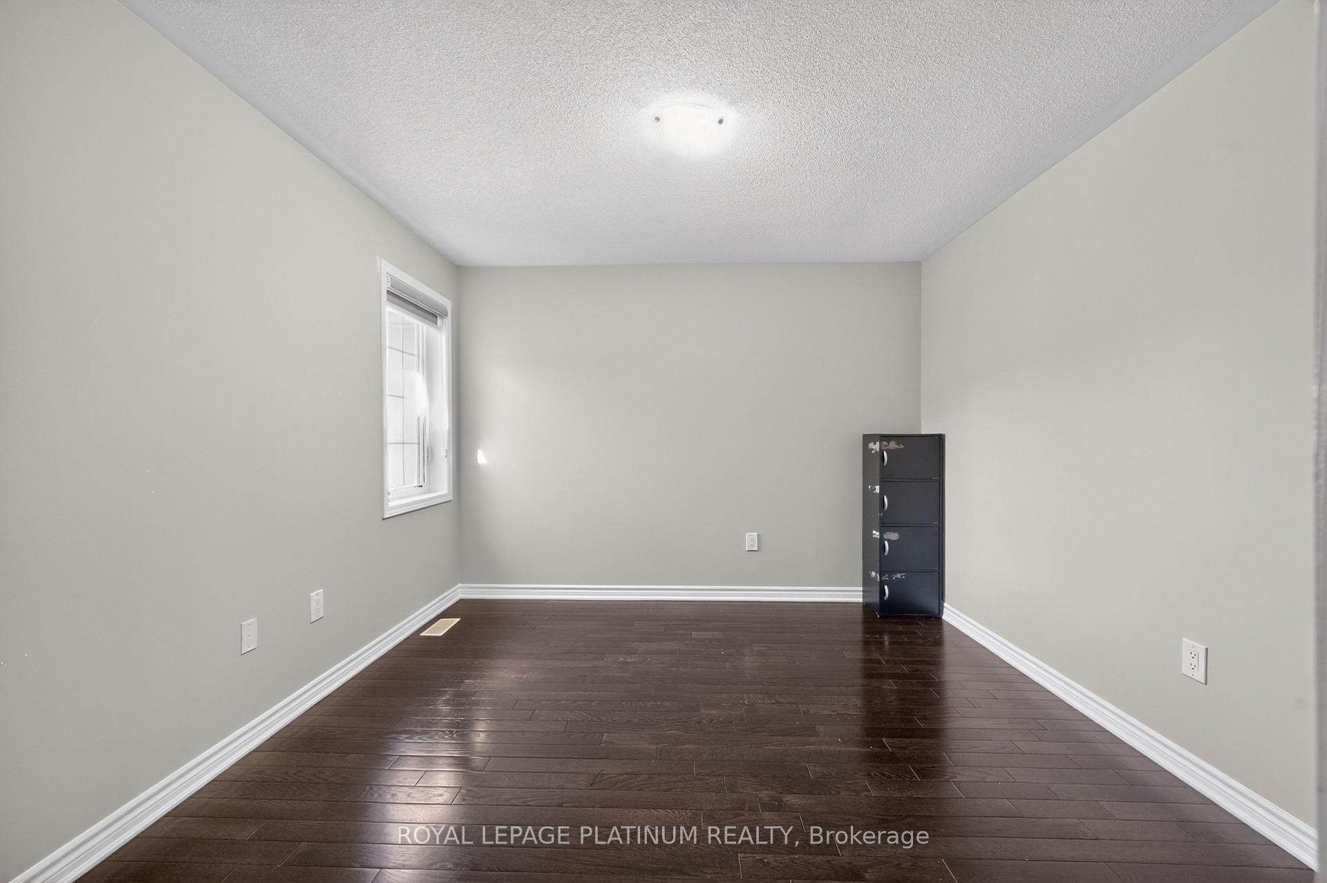 Photo 32 of 15 Aylesbury Drive, Brampton, Northwest Brampton — HOMEH
