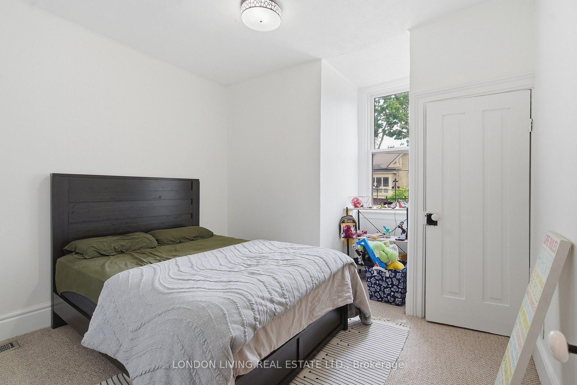 Photo 16 of 5 Edward Street, London, South F — HOMEH