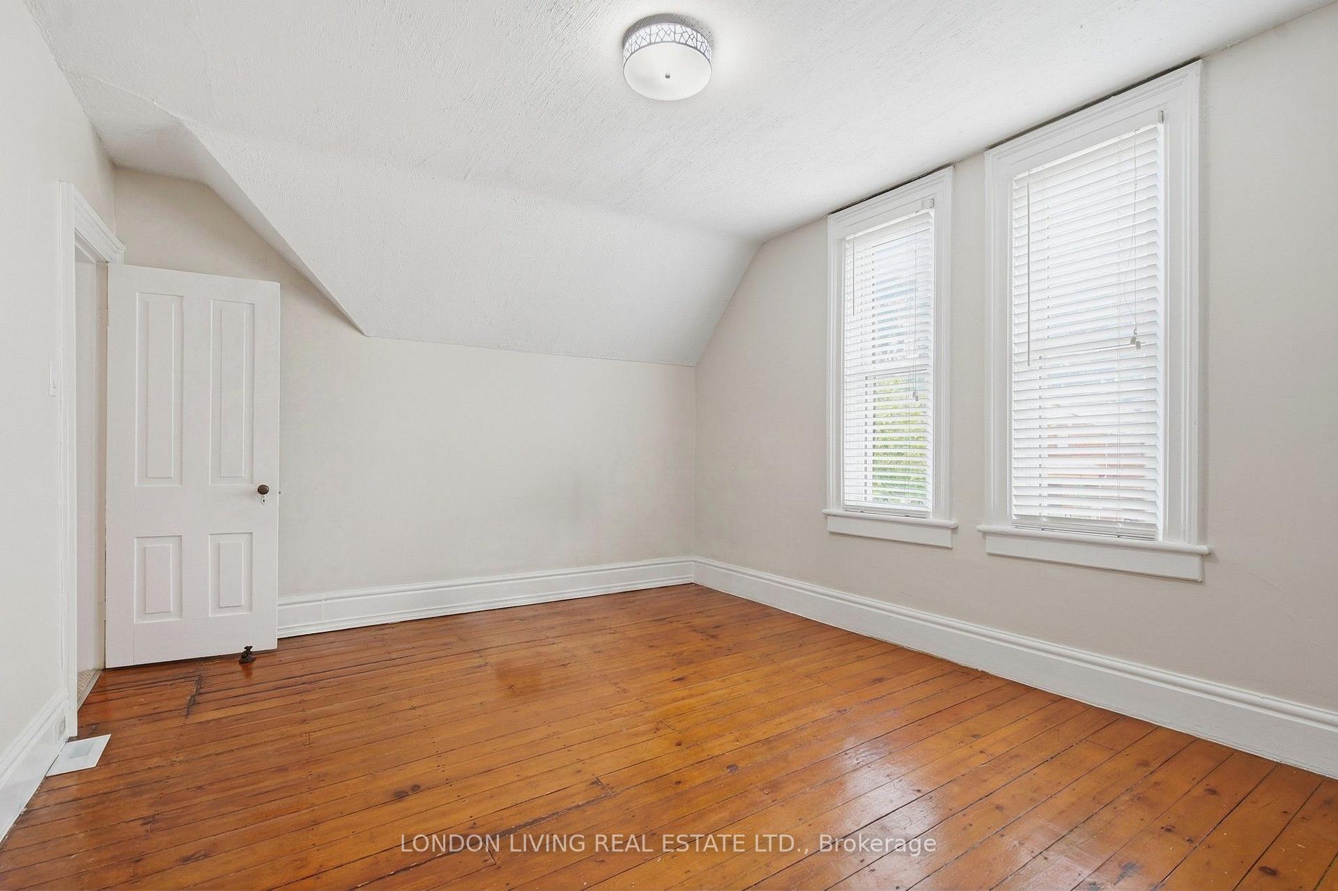 Photo 18 of 5 Edward Street, London, South F — HOMEH