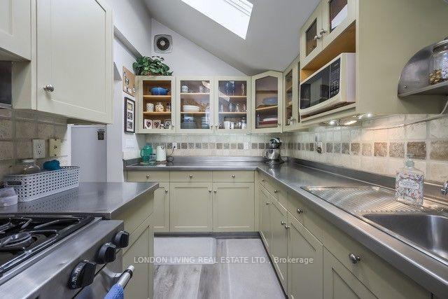 Photo 39 of 5 Edward Street, London, South F — HOMEH