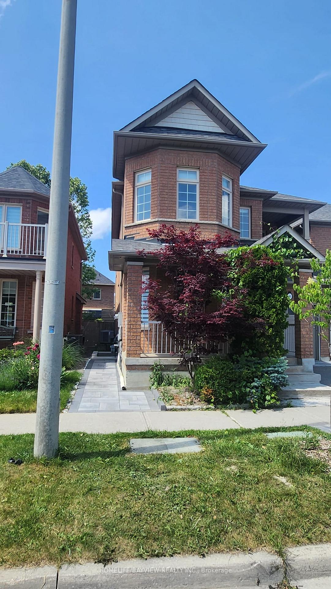 Photo 1 of 51 Waldron Crescent, Richmond Hill, Oak Ridges — HOMEH