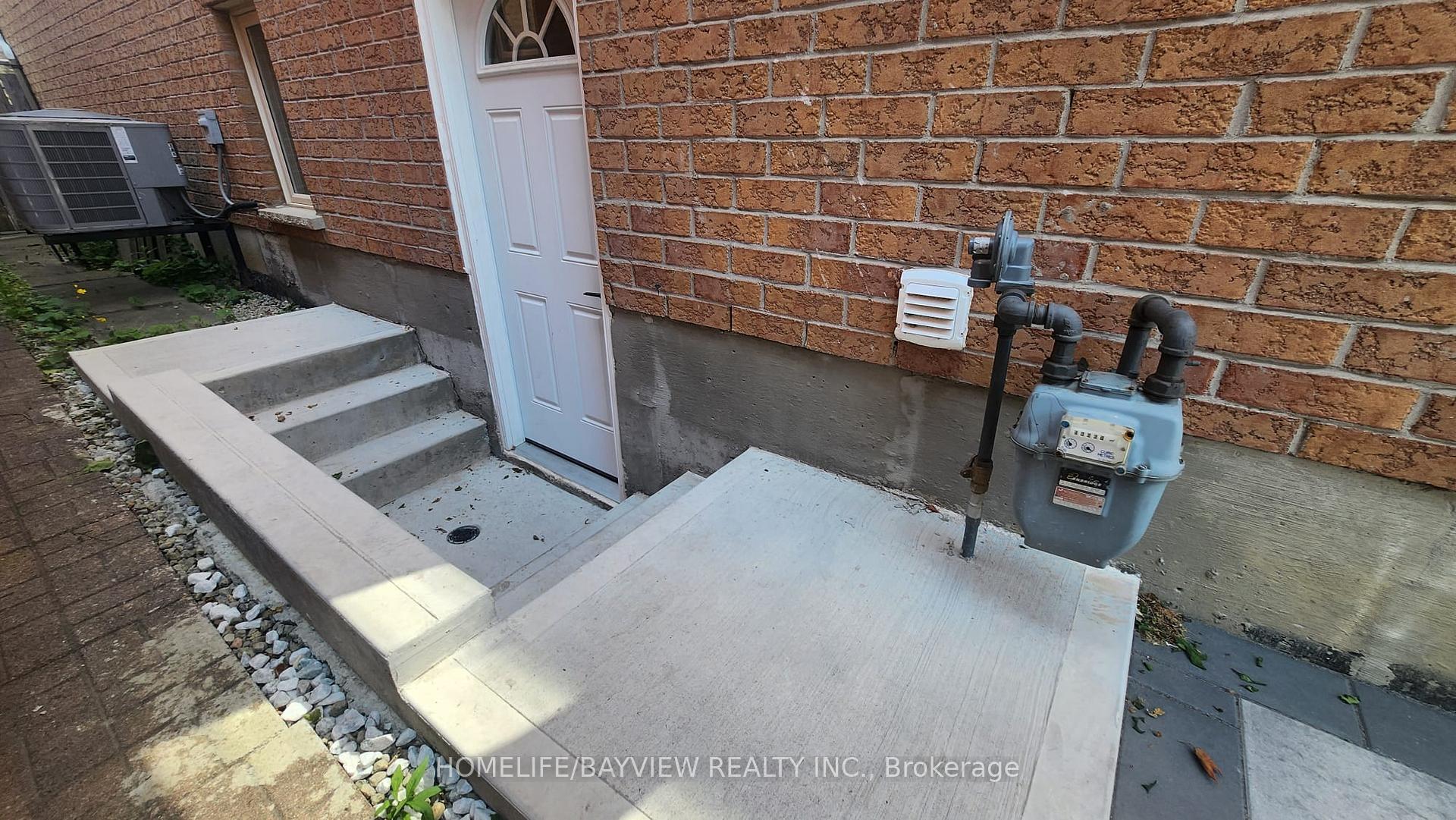 Photo 15 of 51 Waldron Crescent, Richmond Hill, Oak Ridges — HOMEH