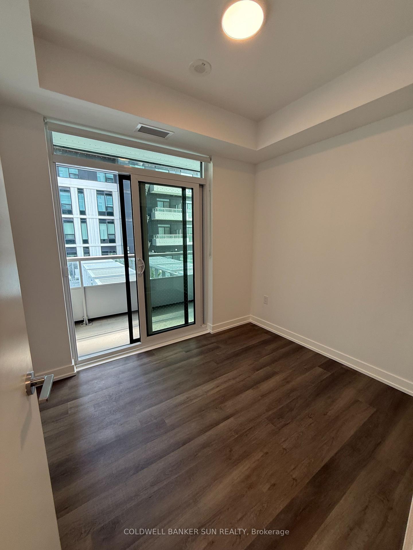 Photo 16 of Unit 426, 21 Meadowvale Road, Vaughan, Concord — HOMEH
