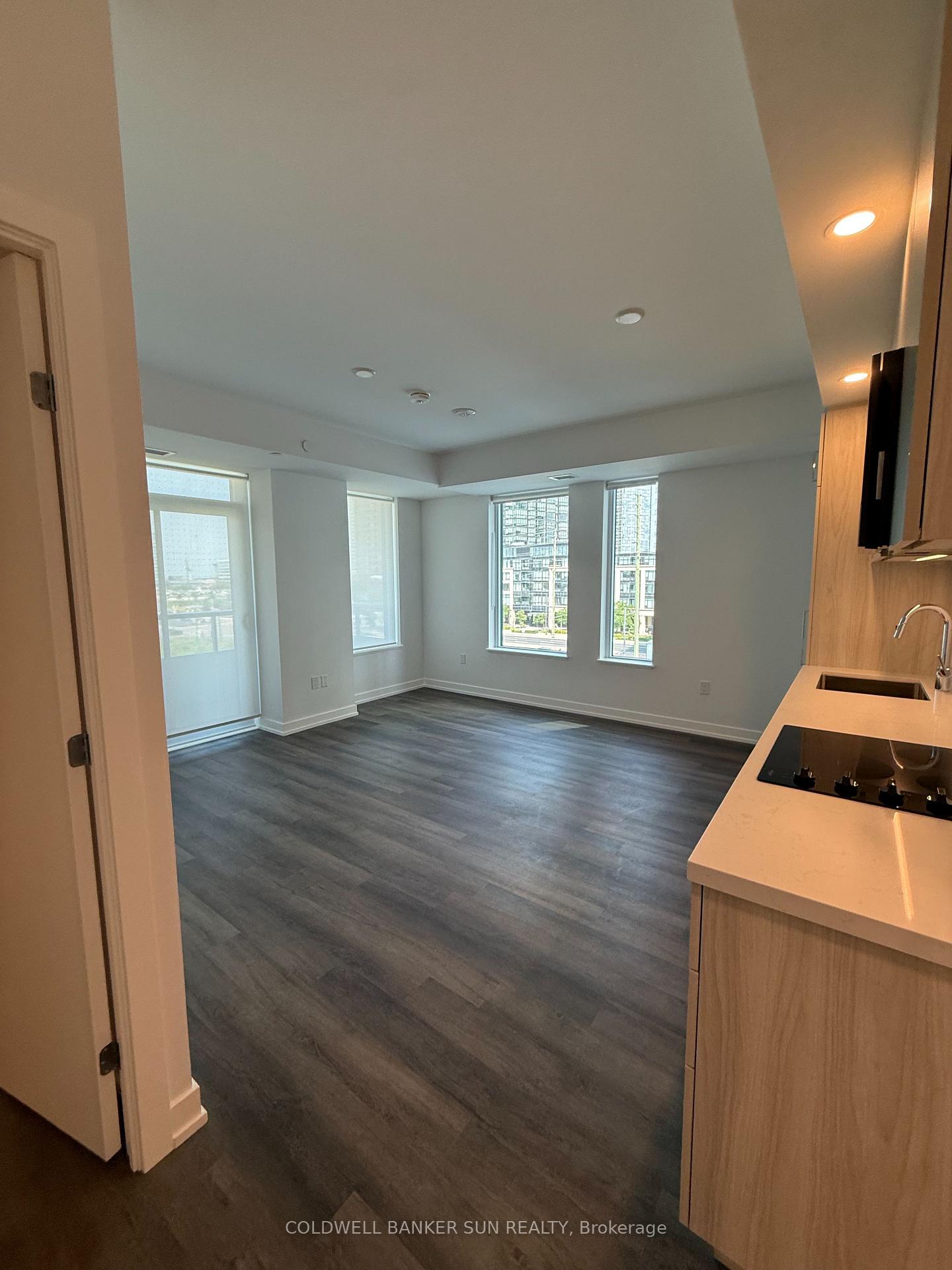 Photo 20 of Unit 426, 21 Meadowvale Road, Vaughan, Concord — HOMEH