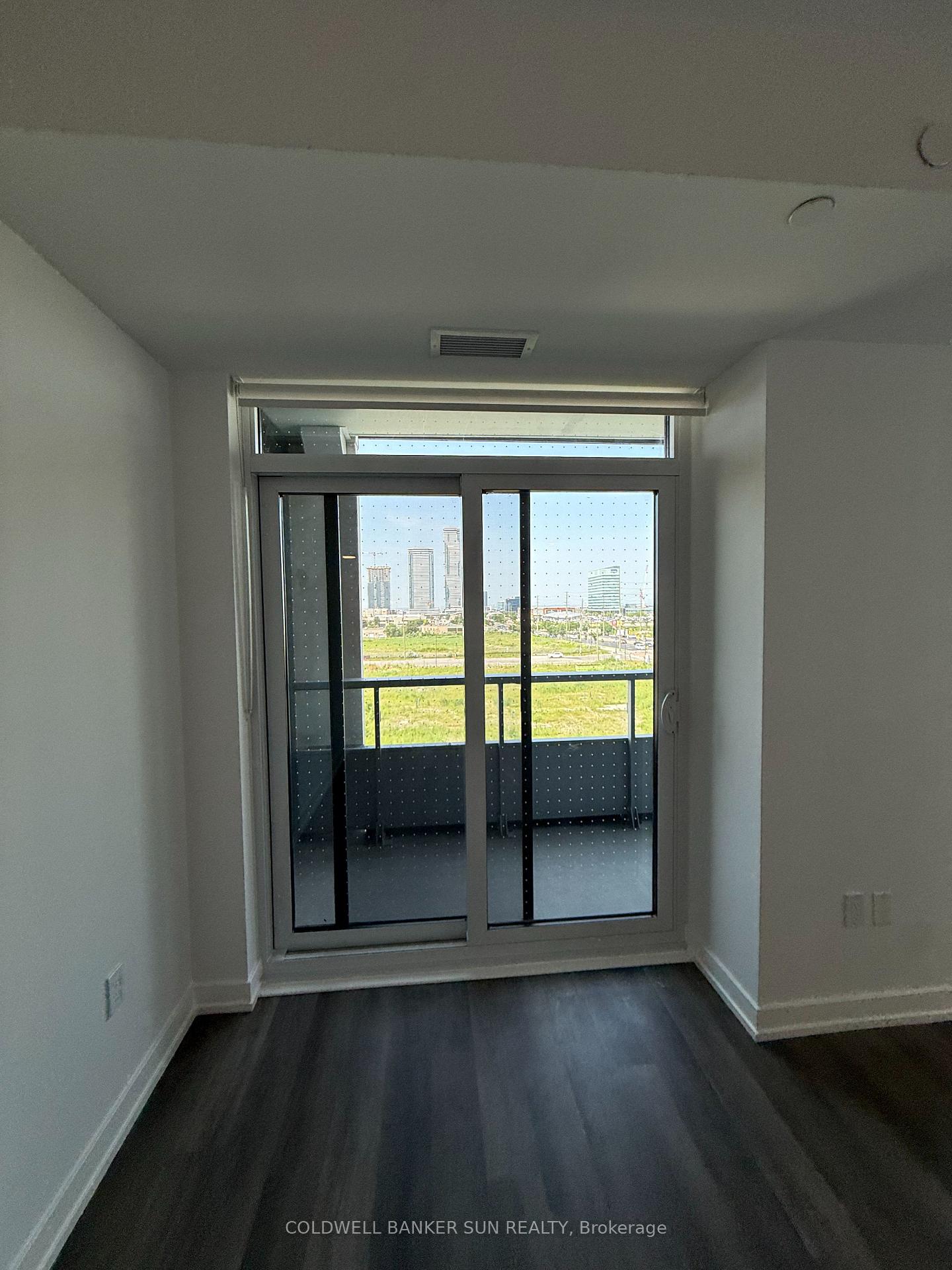 Photo 23 of Unit 426, 21 Meadowvale Road, Vaughan, Concord — HOMEH