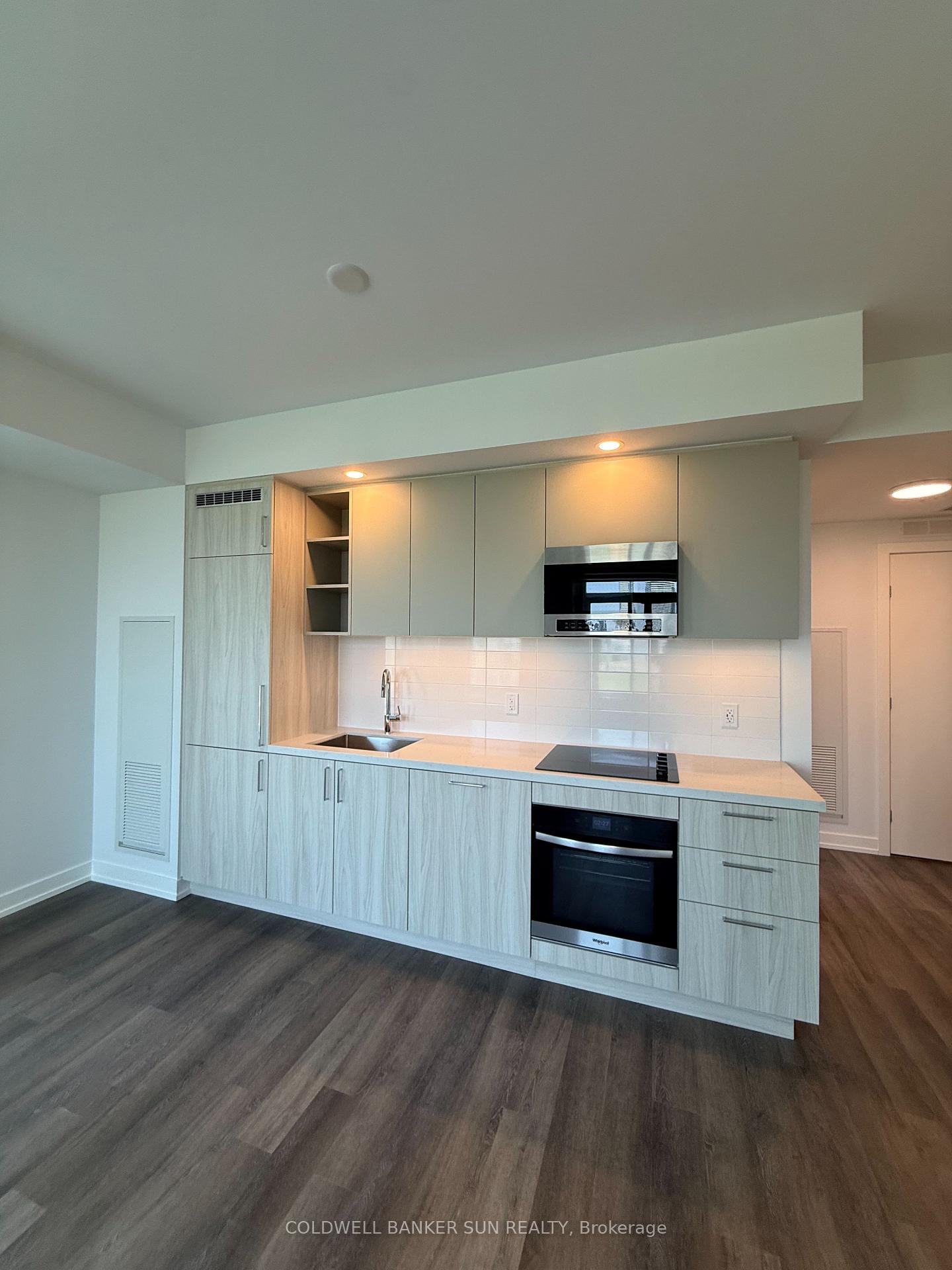 Photo 27 of Unit 426, 21 Meadowvale Road, Vaughan, Concord — HOMEH