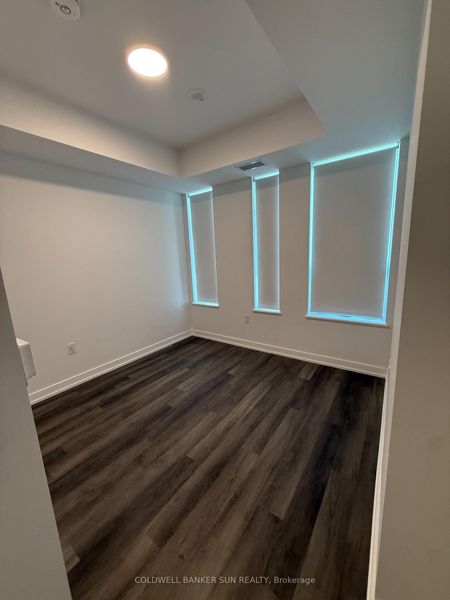 Photo 31 of Unit 426, 21 Meadowvale Road, Vaughan, Concord — HOMEH